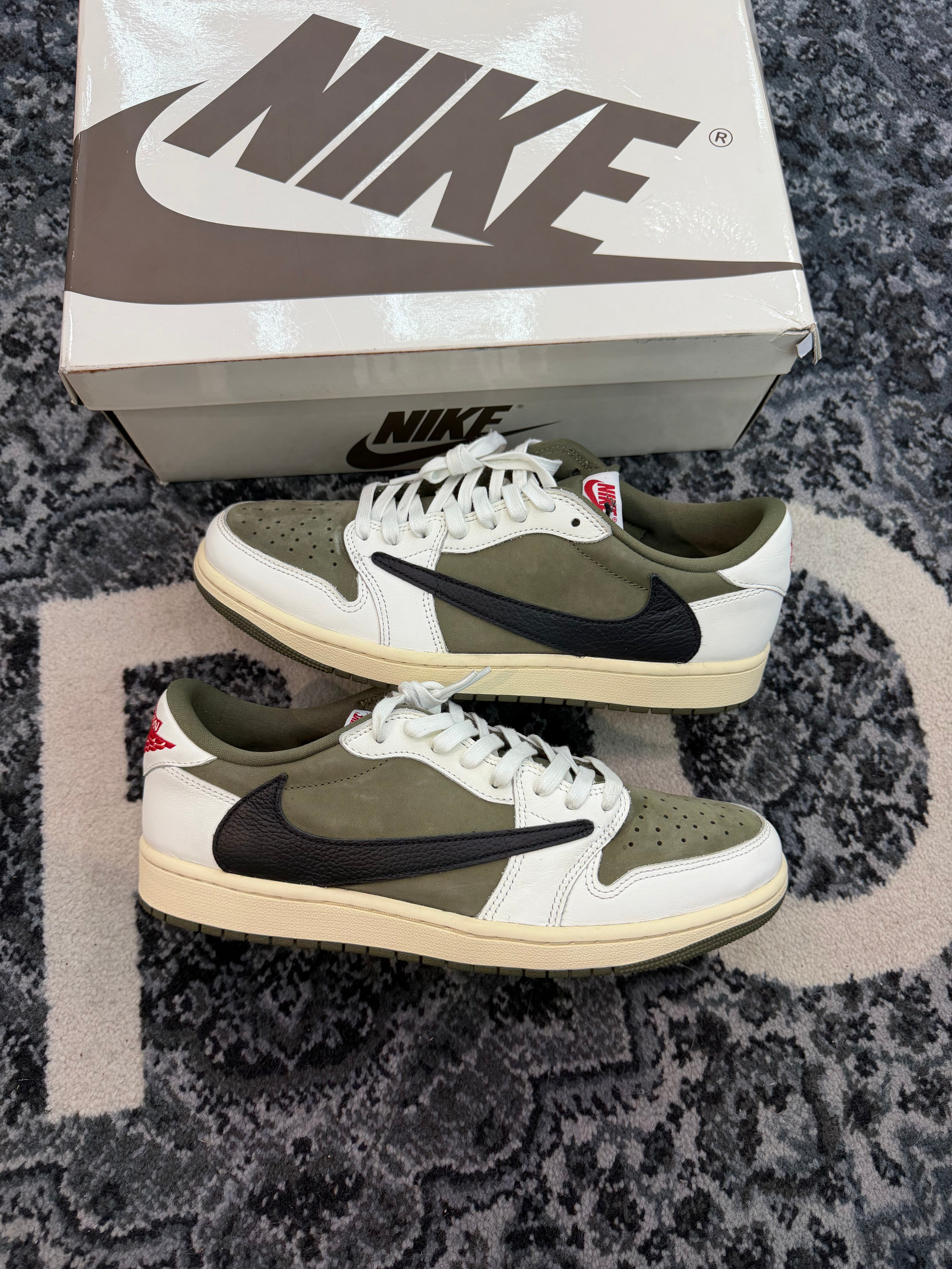 Jordan 1 Travis Scott Low “