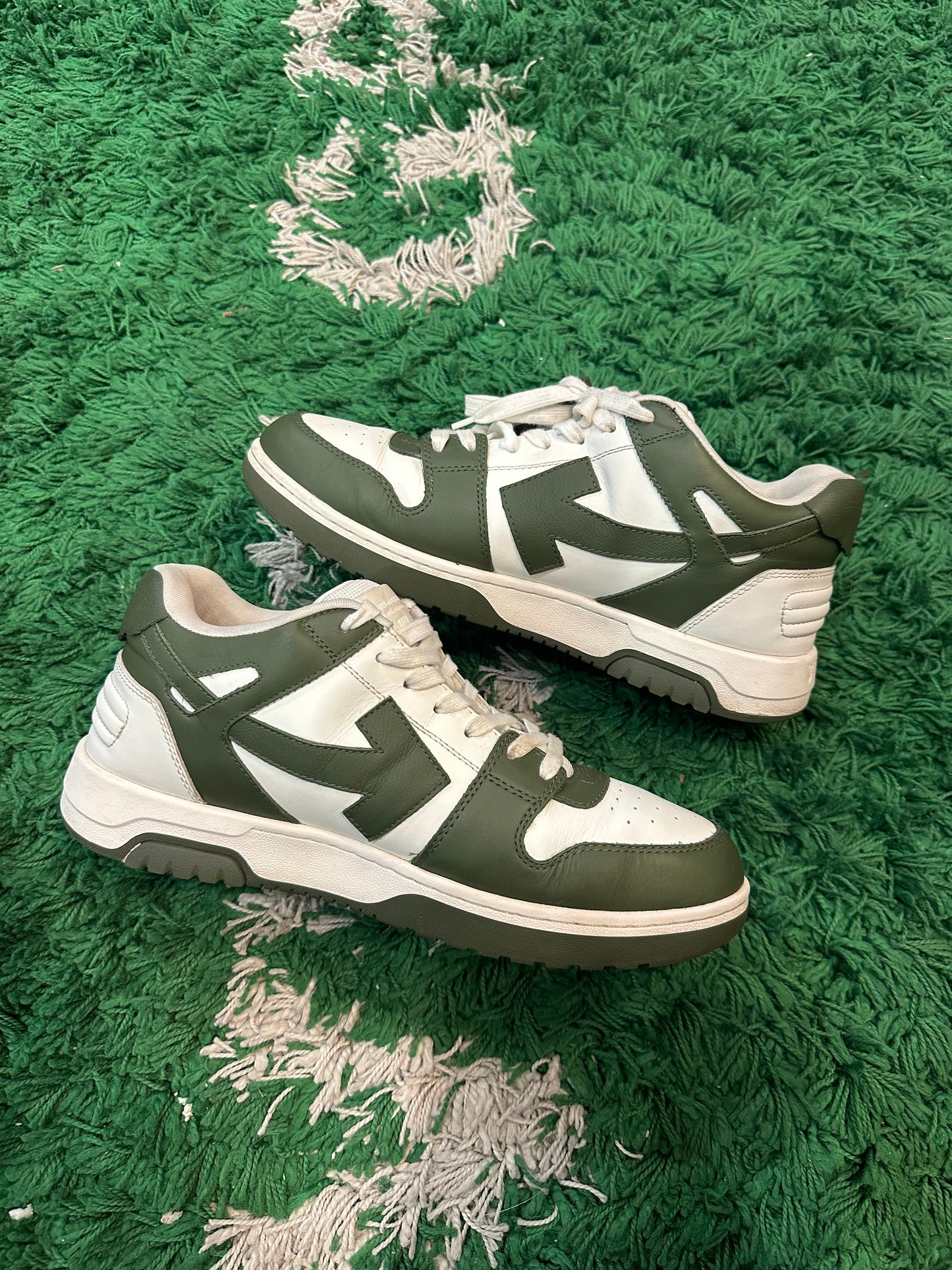 Off White Out Of Office “Green White”