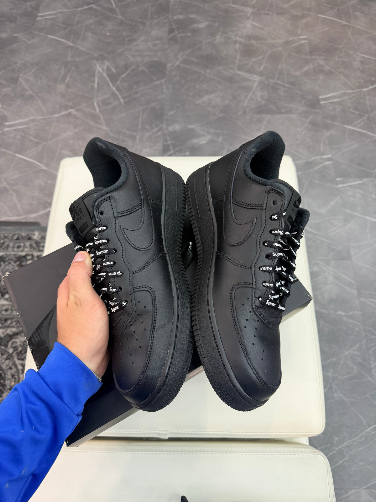 Nike Air Force 1 Low Supreme Black