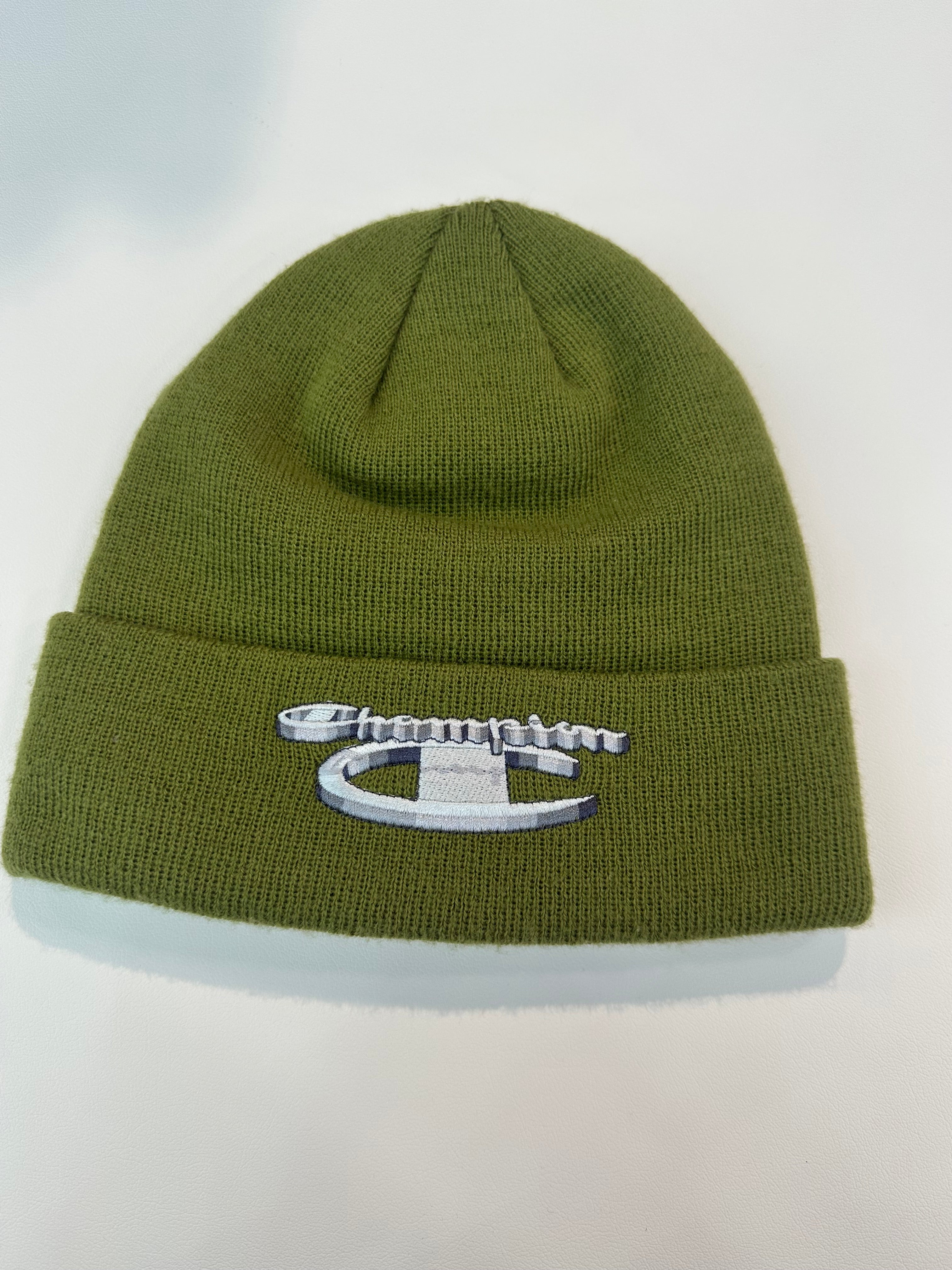 Supreme Champion Beanie “Olive”
