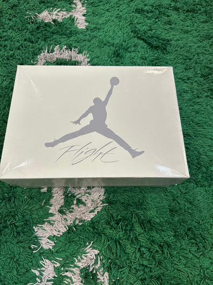 Jordan 4 SB “Pine Green”