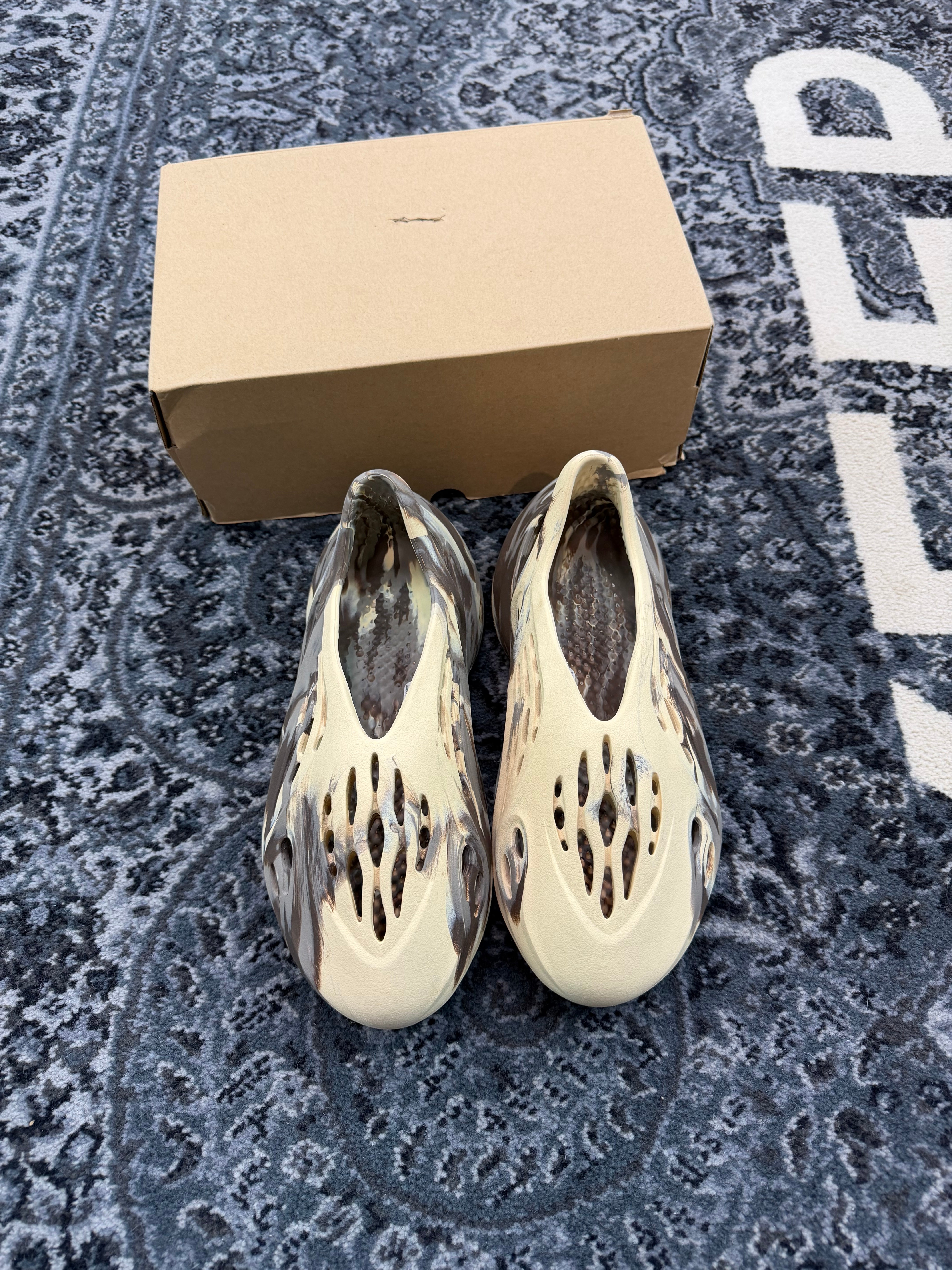 Yeezy Foam Runner “MX Cream Clay”