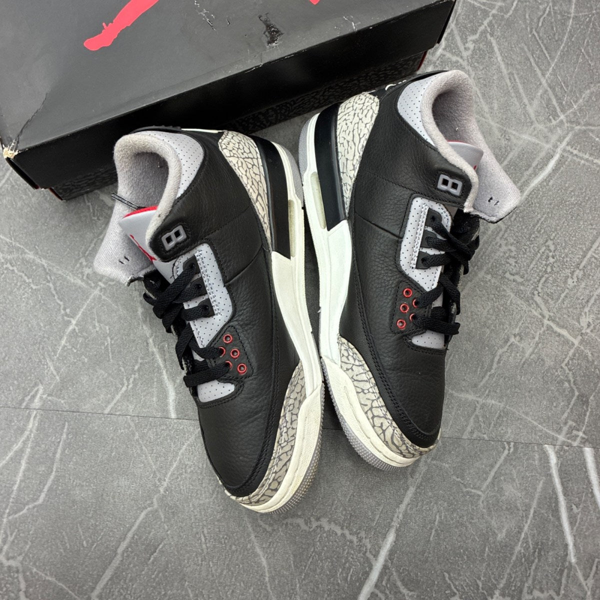 Jordan 3 Retro Black Cement (2024) (GS) - Image 2