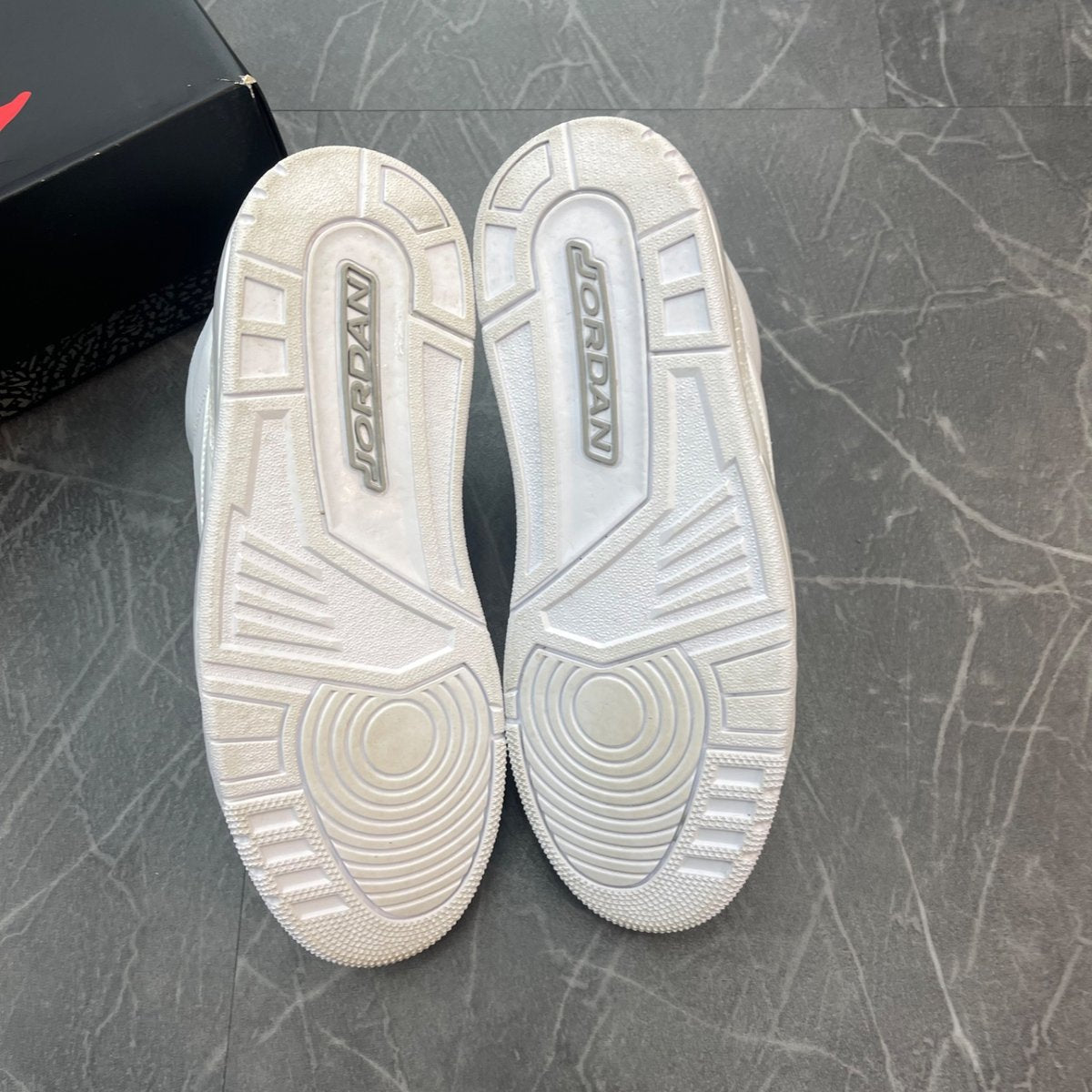 Jordan 3 Retro Pure Money (2025) (Size 10) (Lightly Worn)