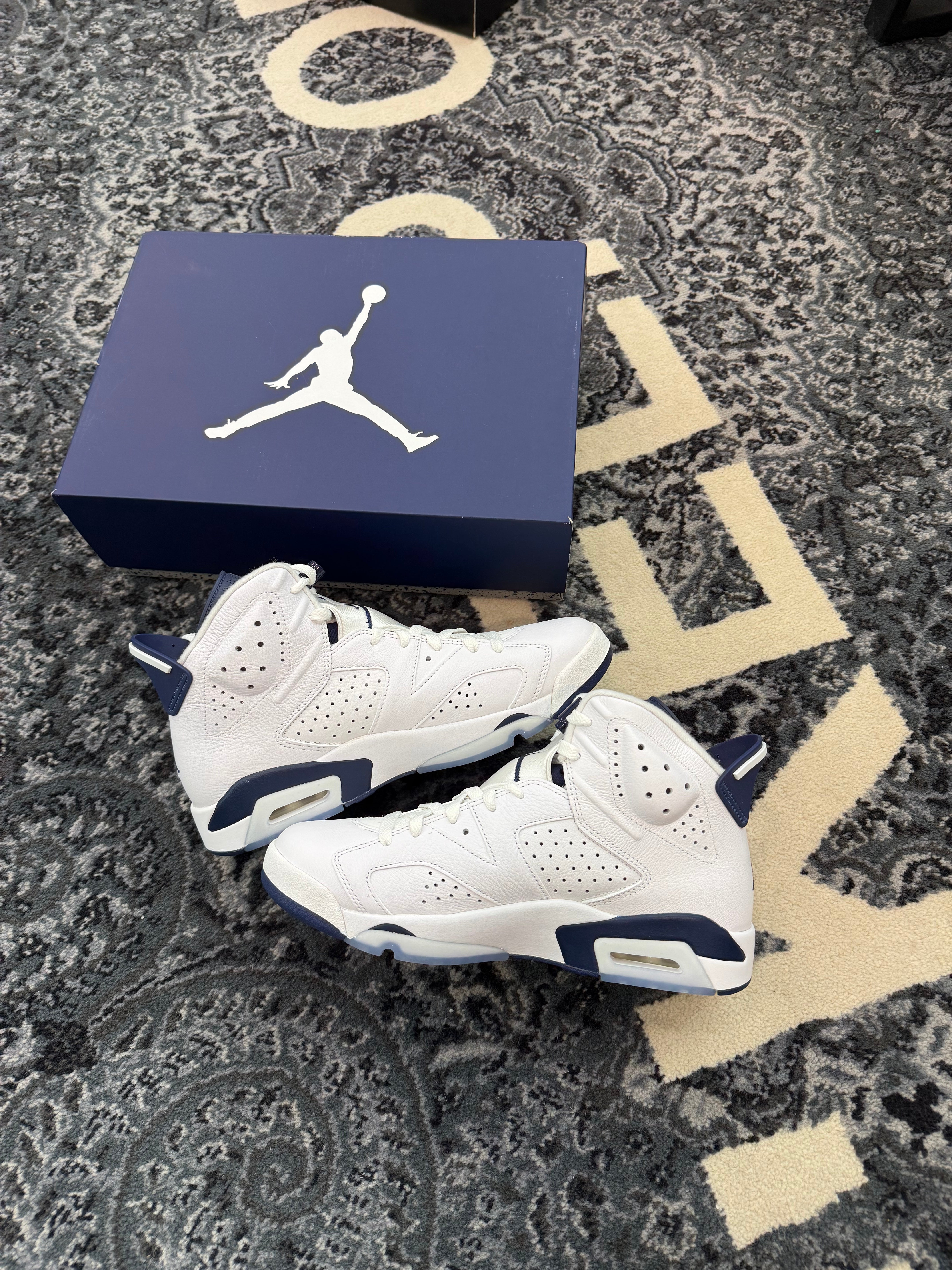 Jordan 6 “Midnight Navy”