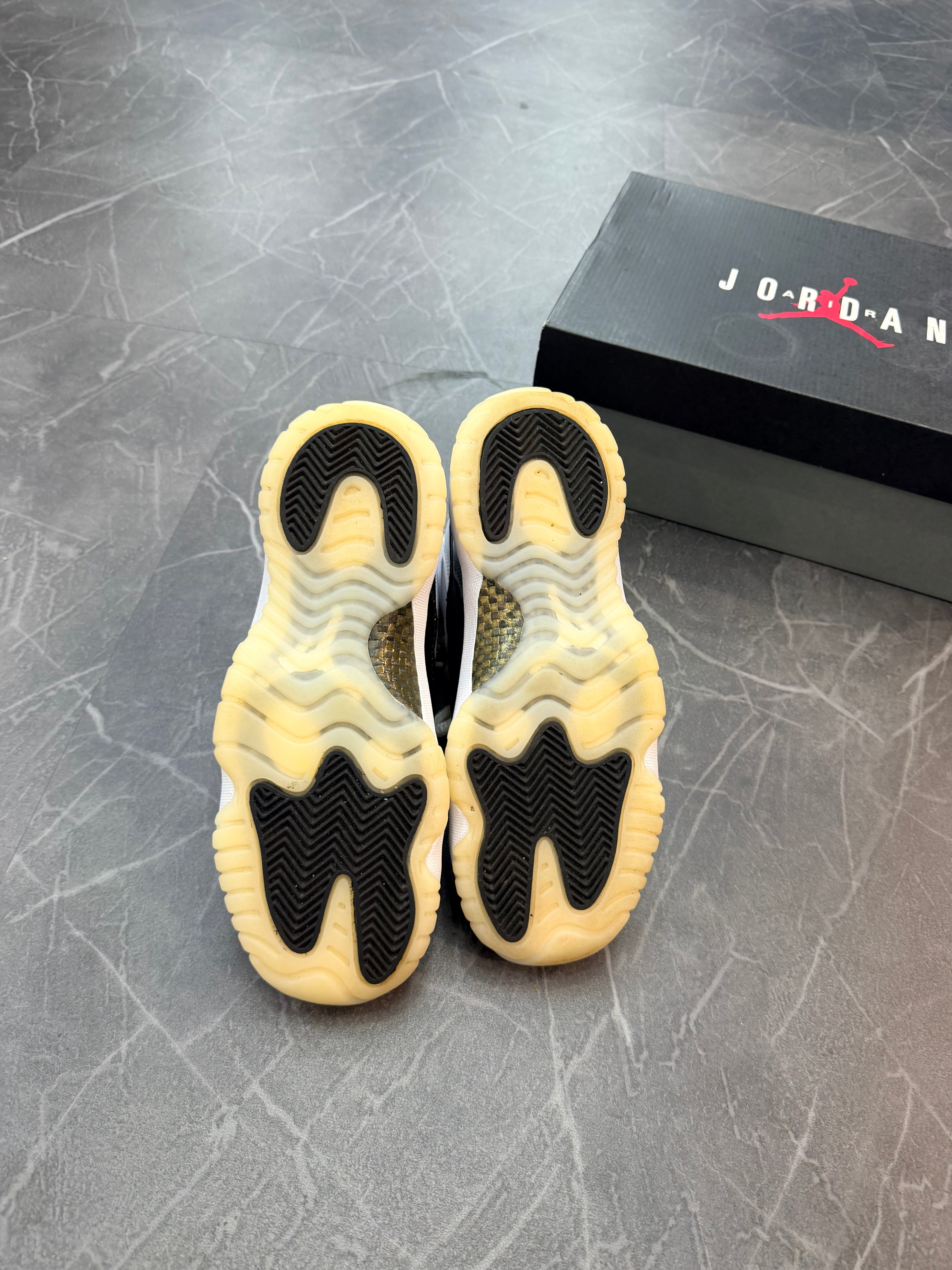 Jordan 11 “DMP Gratitude”