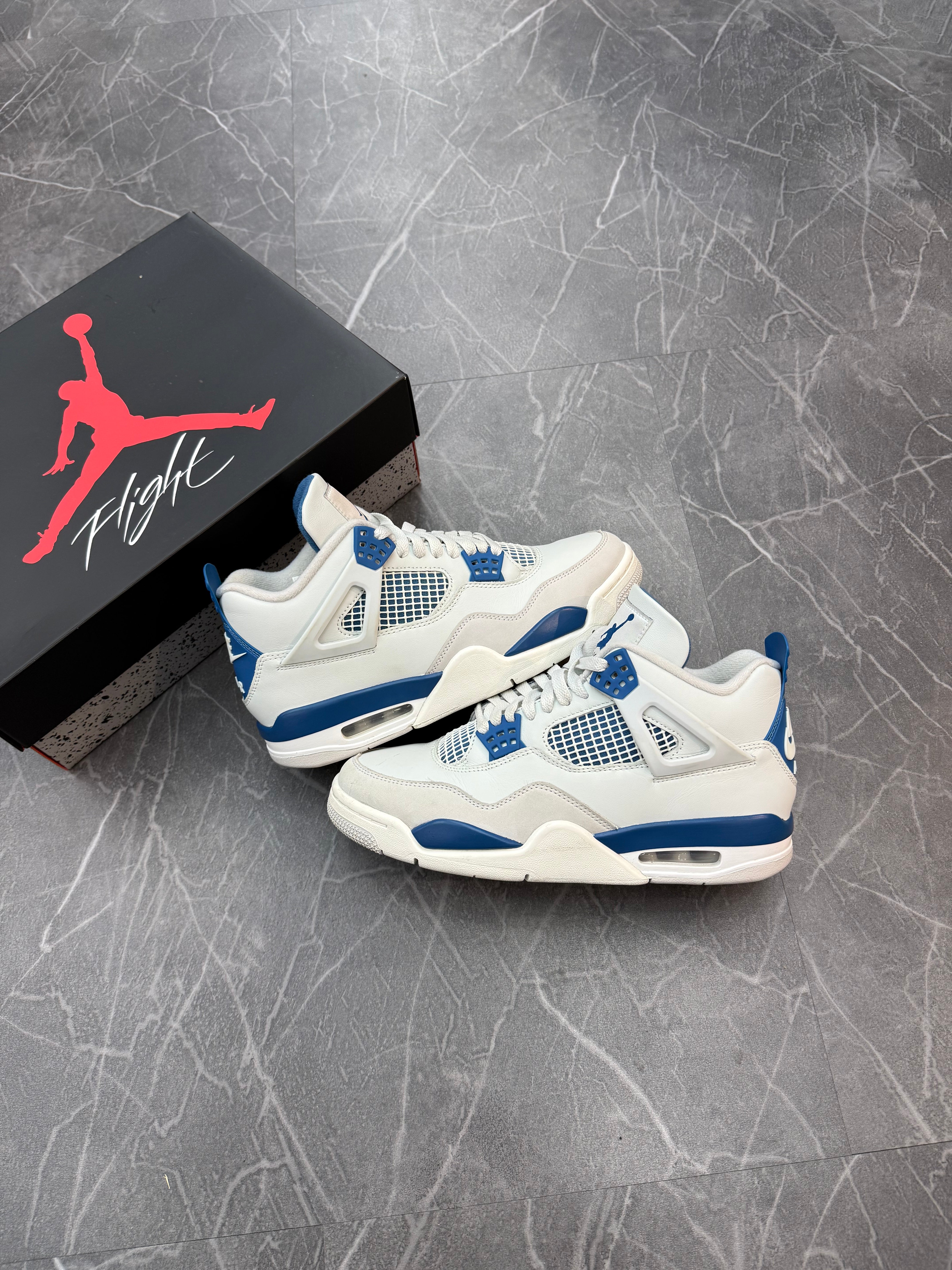 Jordan 4 “Military Blue”