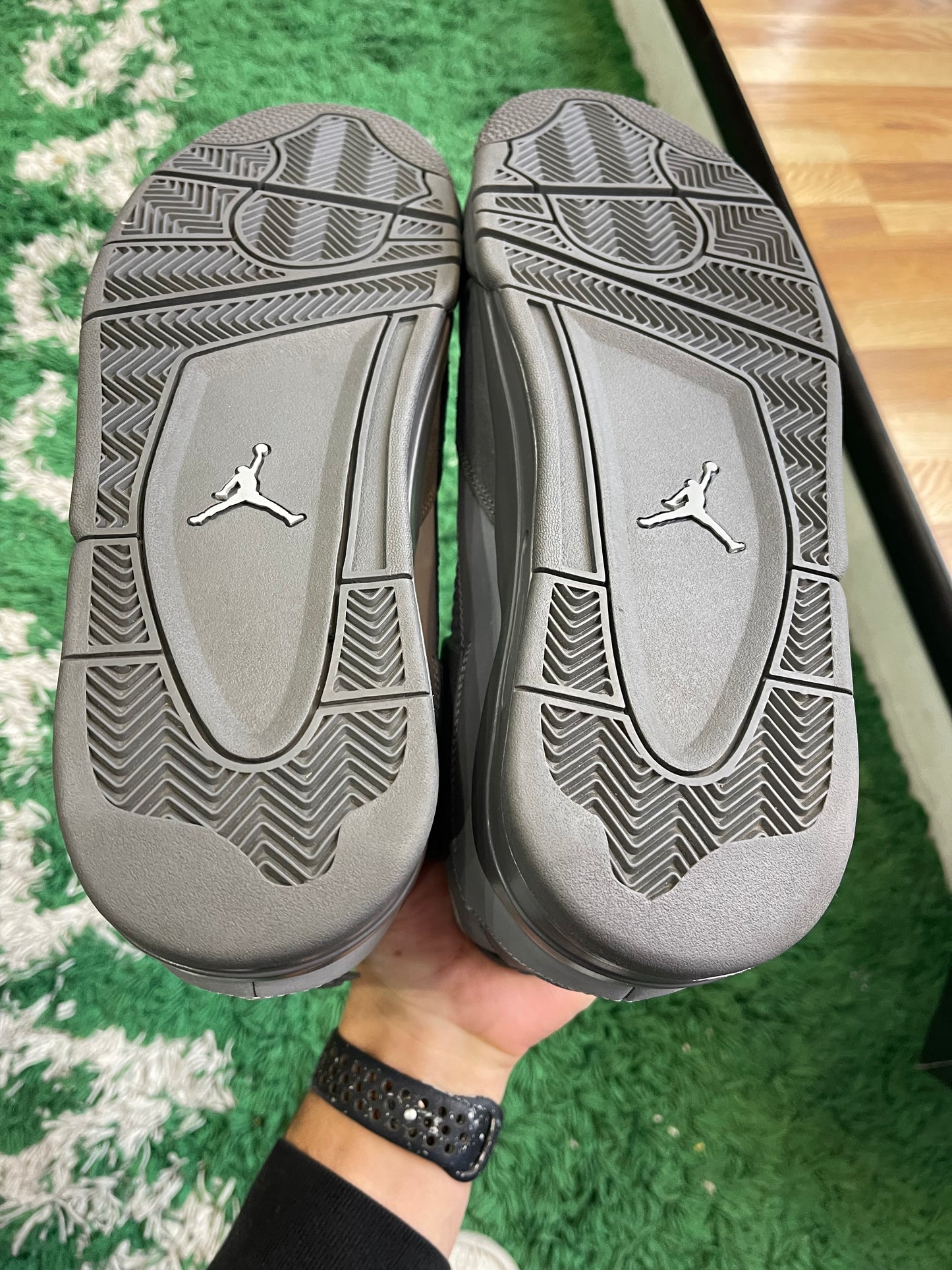 Jordan 4 “Wet Cement”