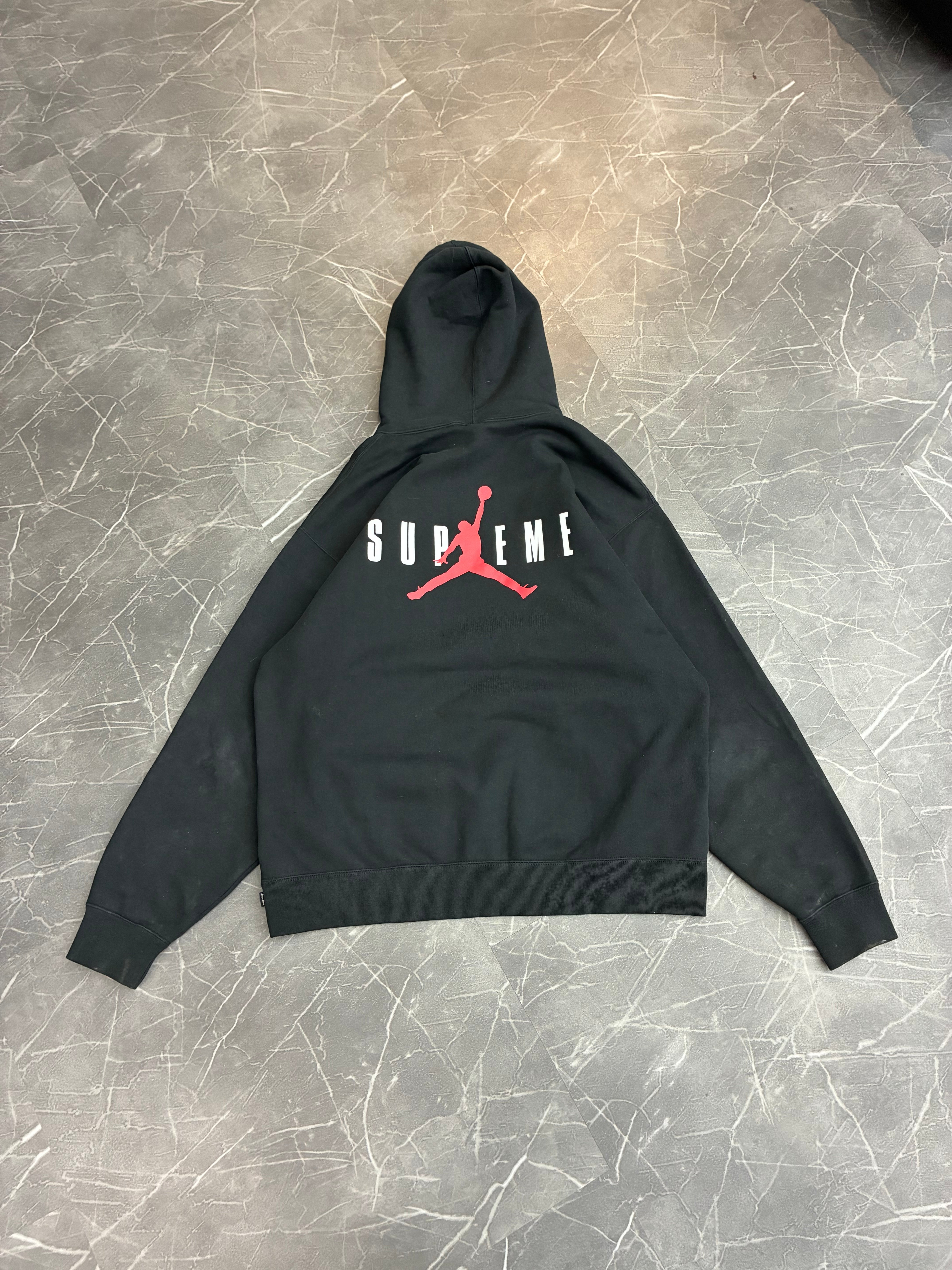 Supreme x Jordan Hoodie “Black”