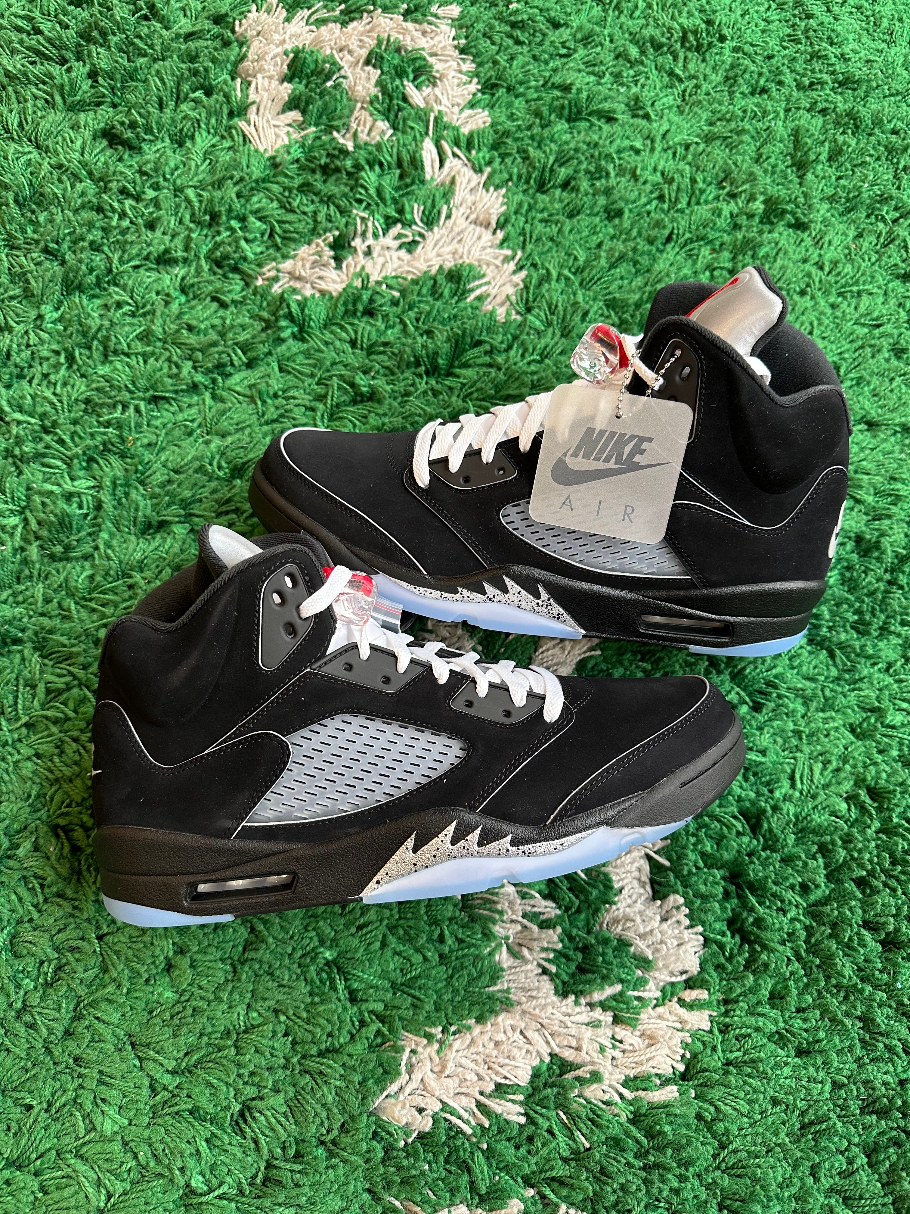 Jordan 5 “Black Metallic Reimagined”