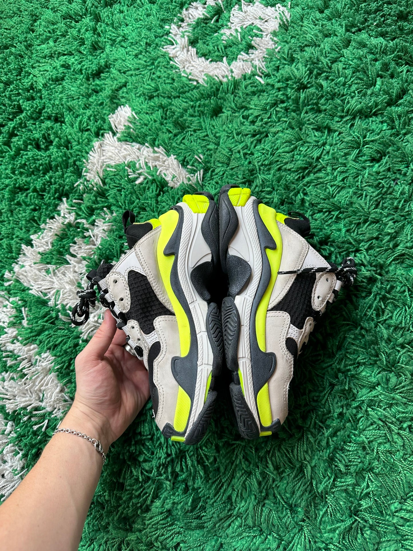 Balenciaga Triple S fluorescent Yellow