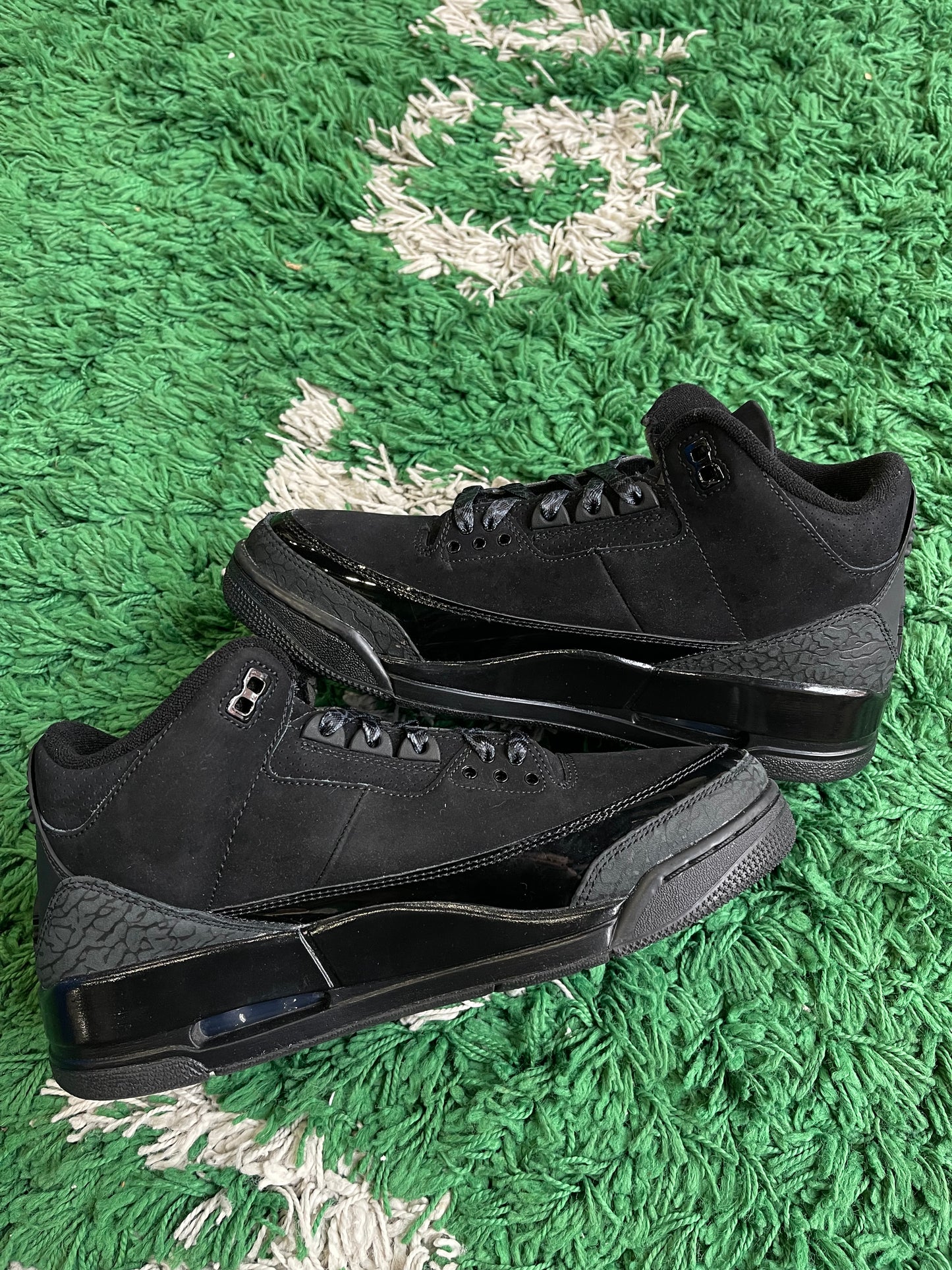 Jordan 3 “Black Cat”