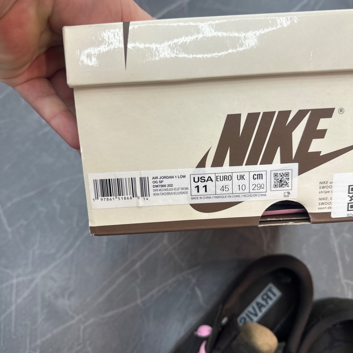 Jordan 1 Retro Low OG SP Travis Scott Velvet Brown (Size 11) (Lightly Worn) - box