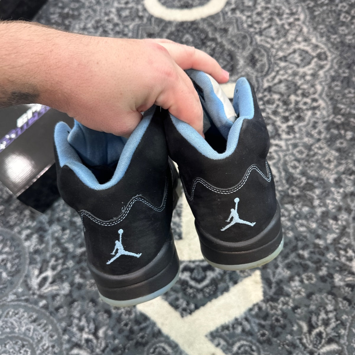 Jordan 5 Retro Black University Blue (2026) - Image 2