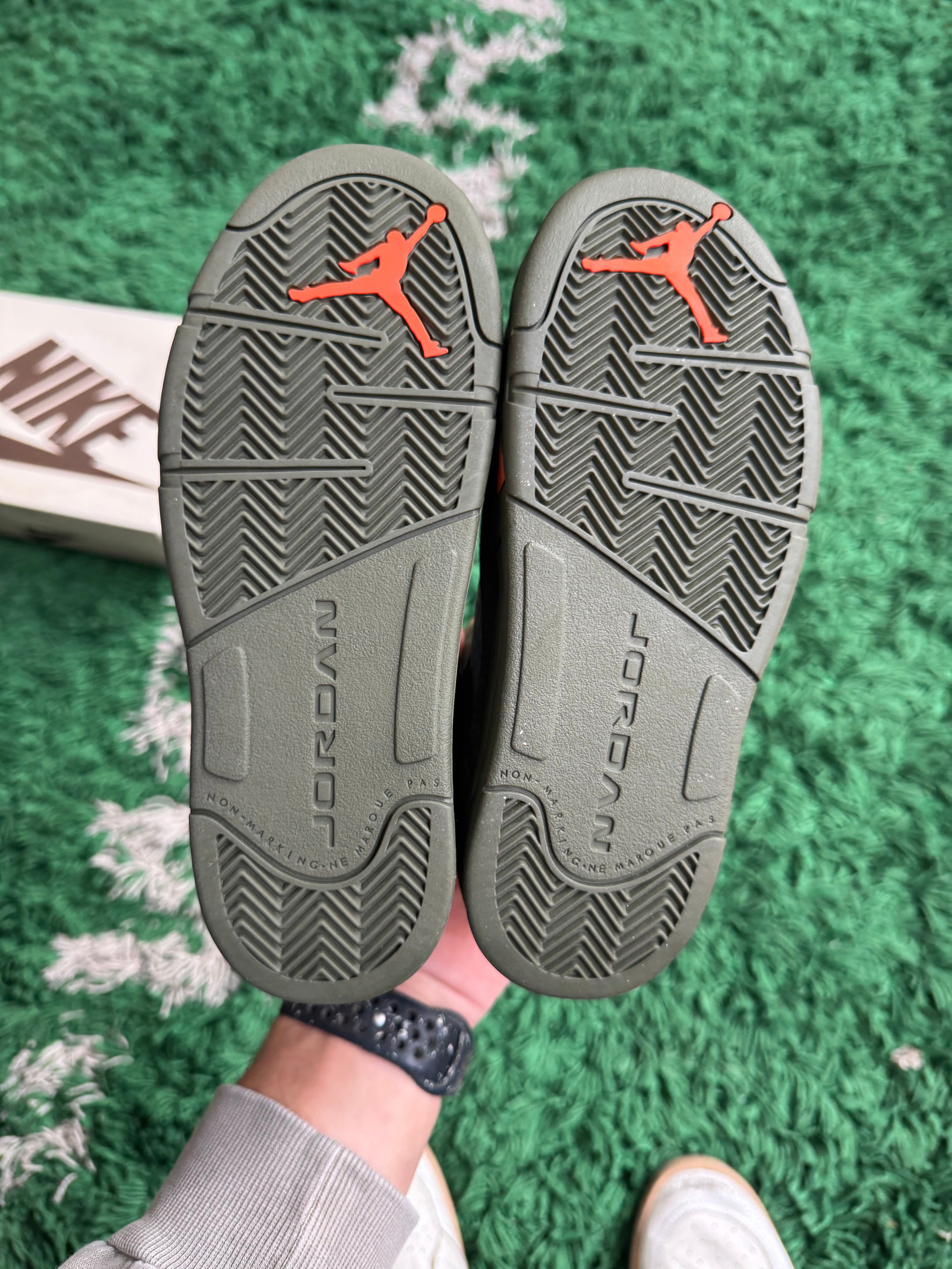 Jordan 5 “Olive”