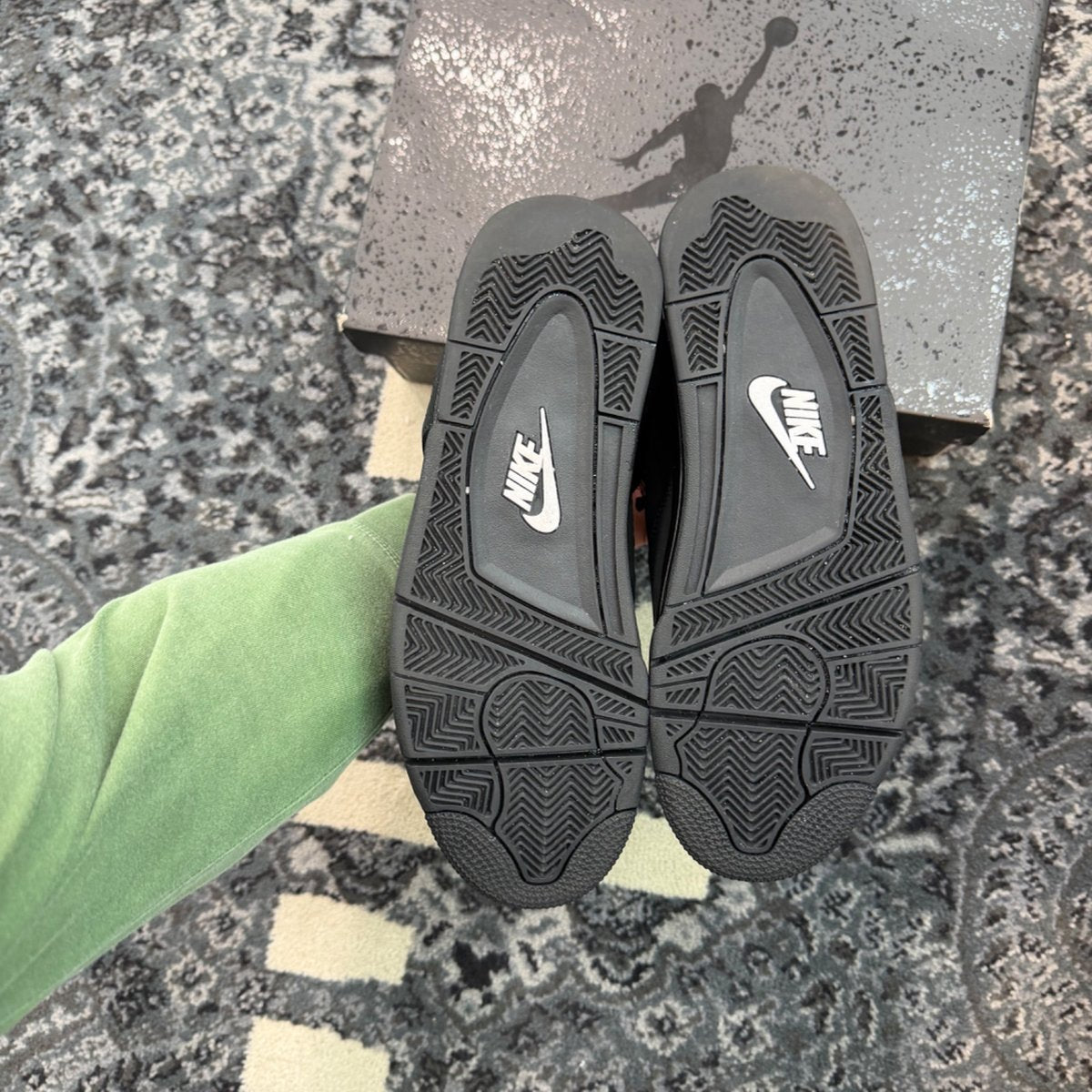 Jordan 4 Retro Black Cat (2025) - sole