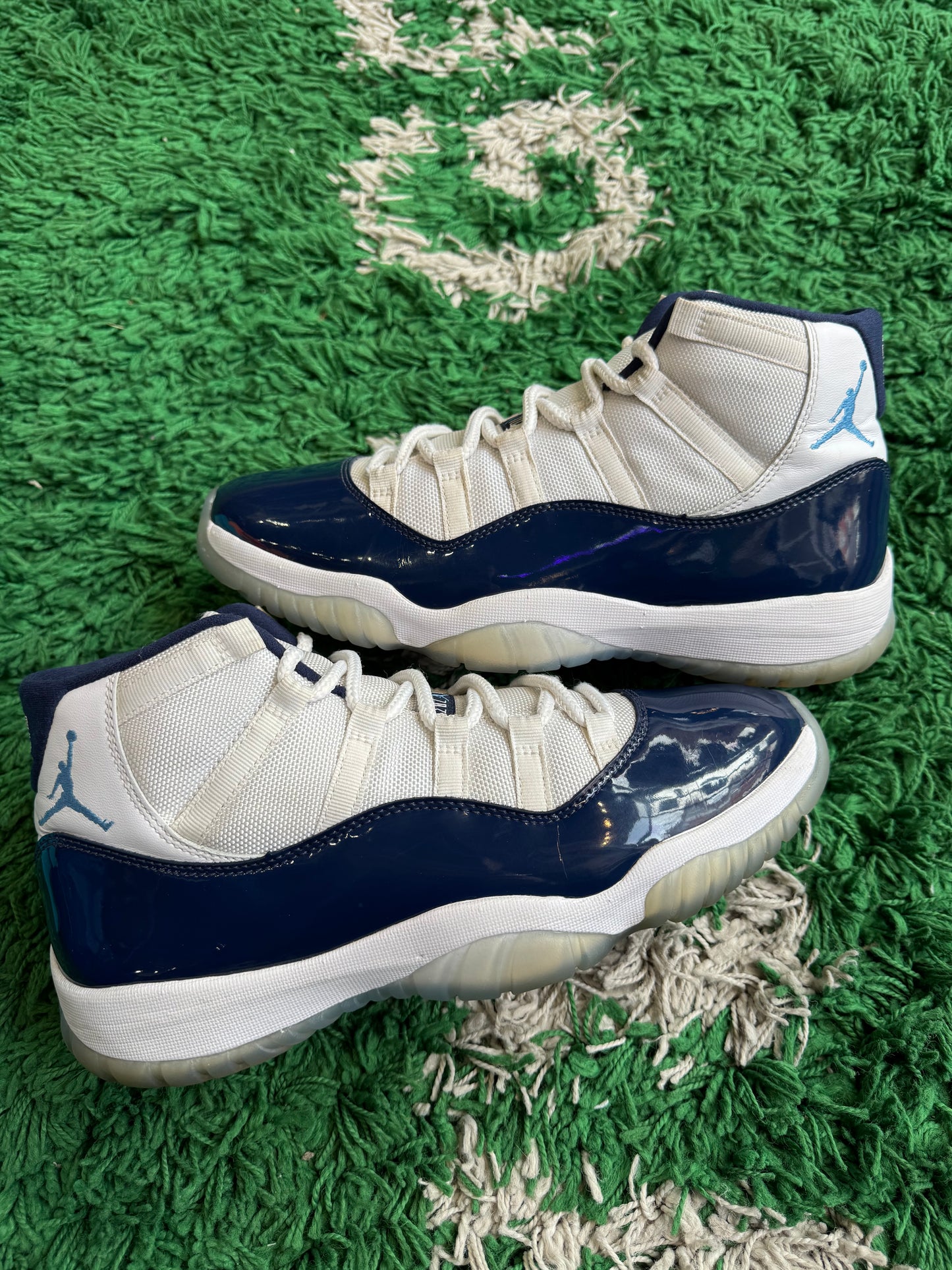 Jordan 11 “Win Like 82 UNC”