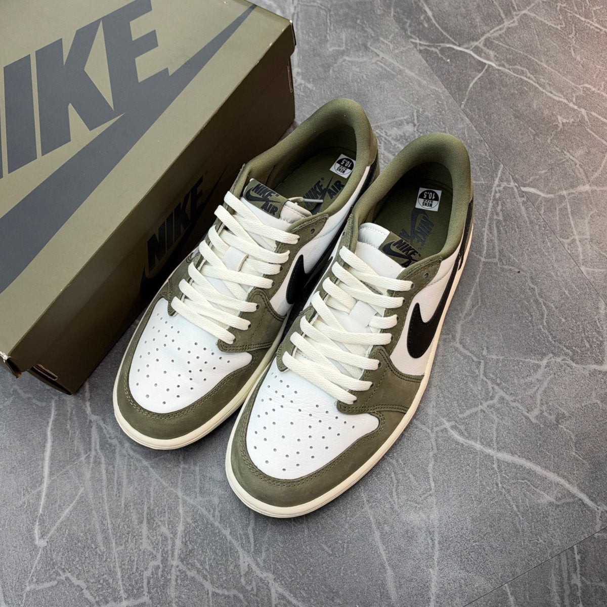 Jordan 1 Retro Low OG Medium Olive (Size 10.5) (VNDS)