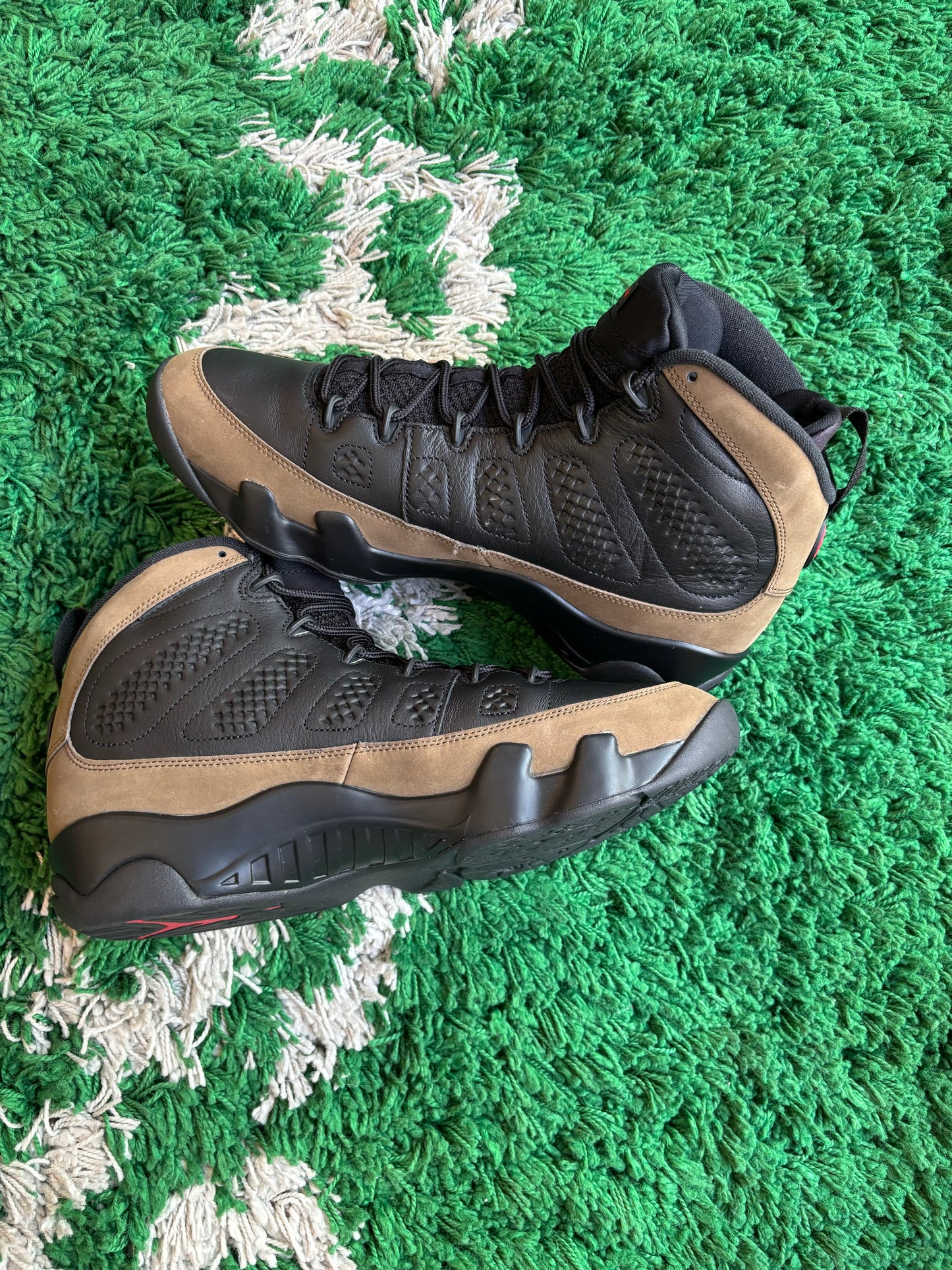 Jordan 9 “Olive”