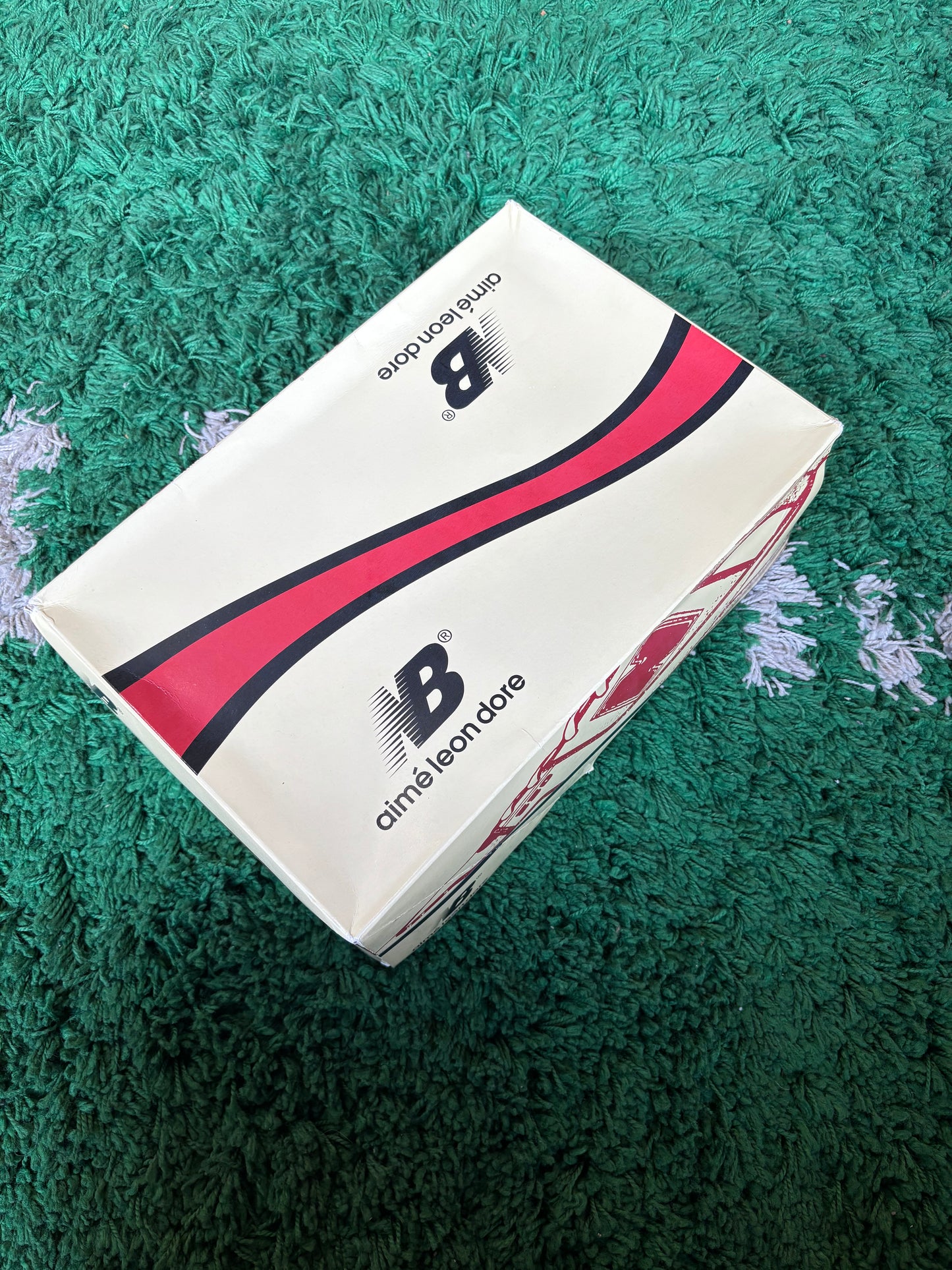 New Balance x ALD 550 “White Red”
