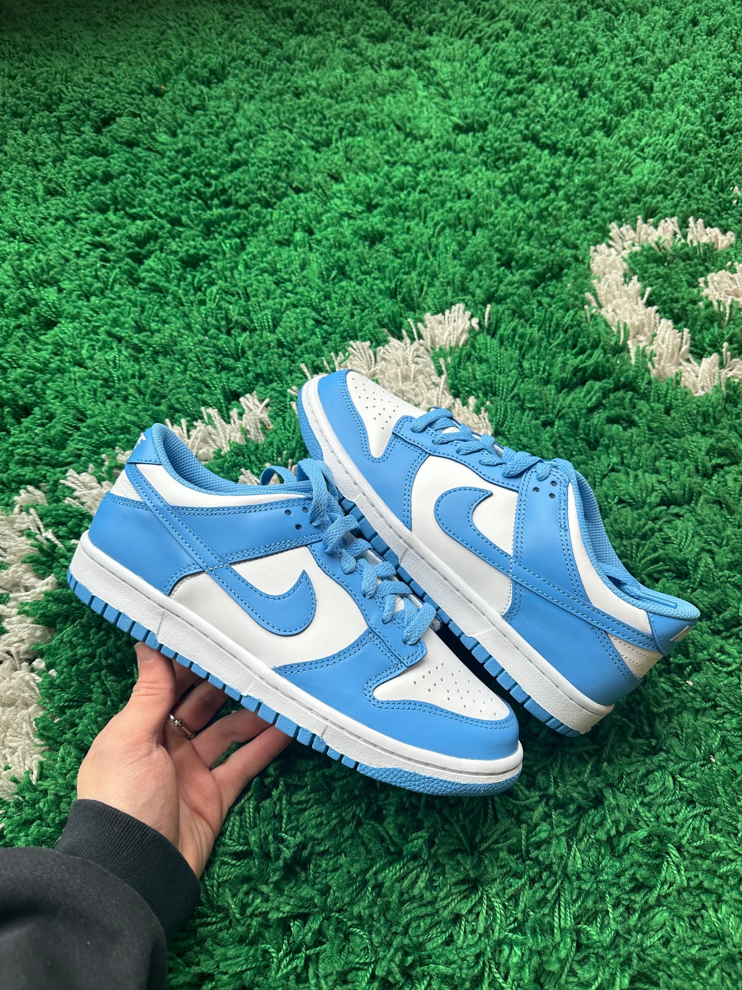 Nike Dunk Low “UNC”