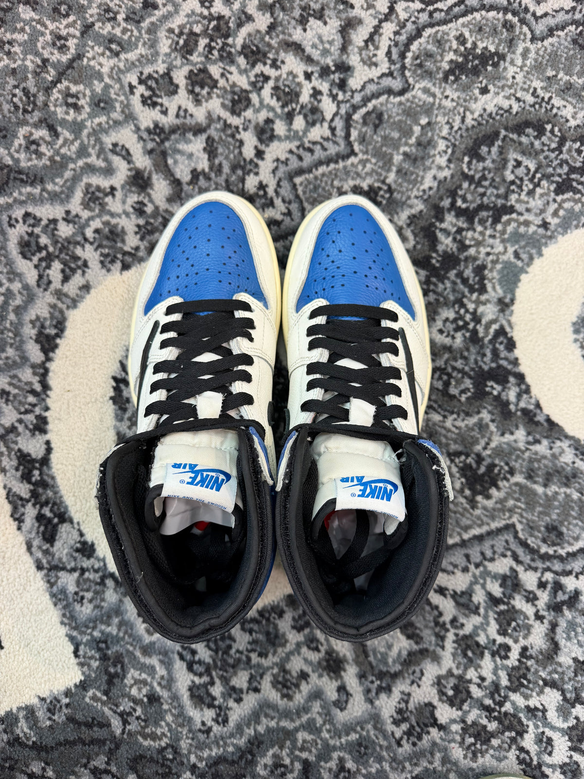 Jordan 1 High x Travis Scott “Fragment”