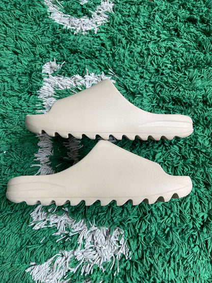 Yeezy Slides “Pure”