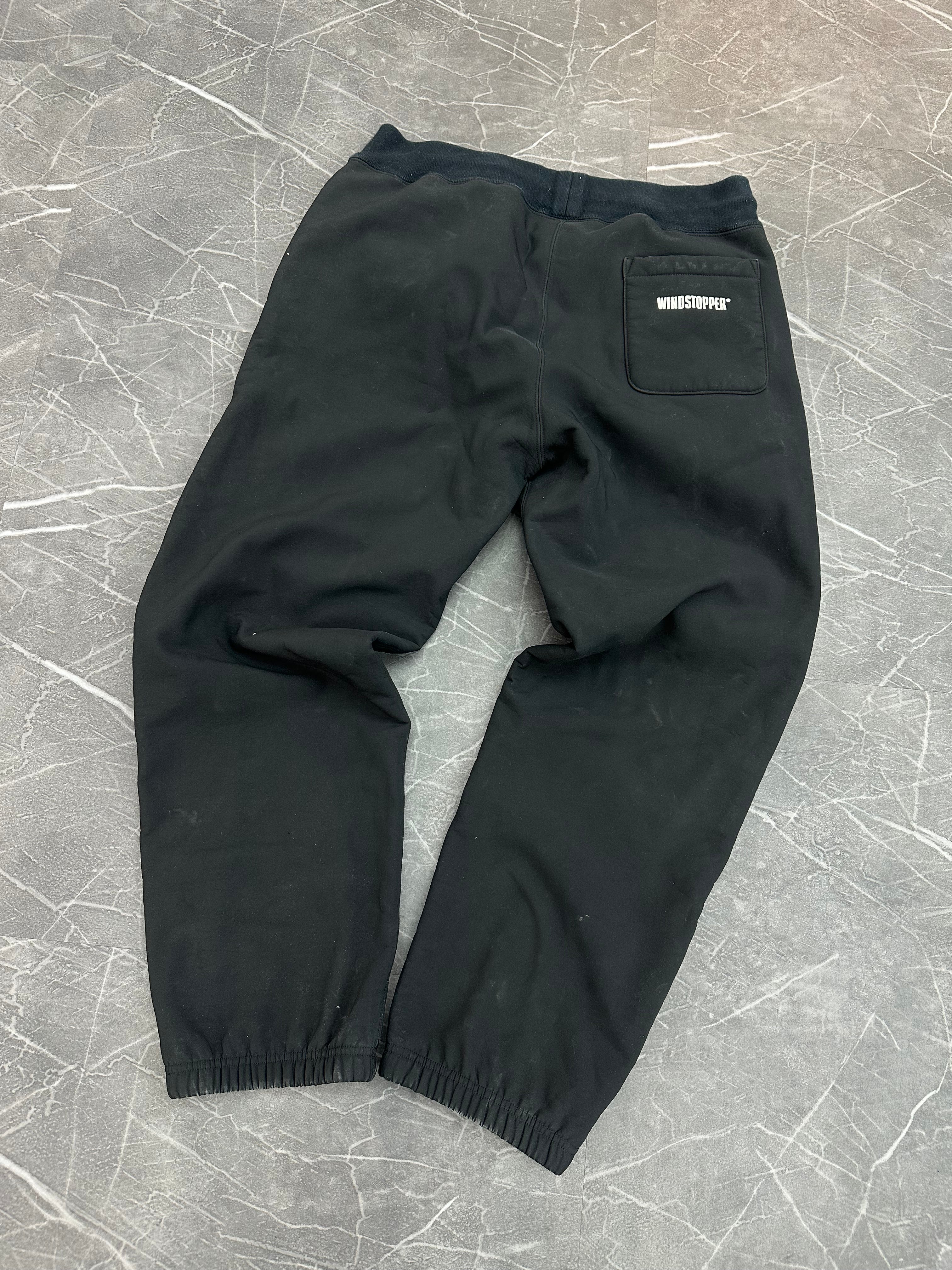 Supreme Windstopper Pants “Black”