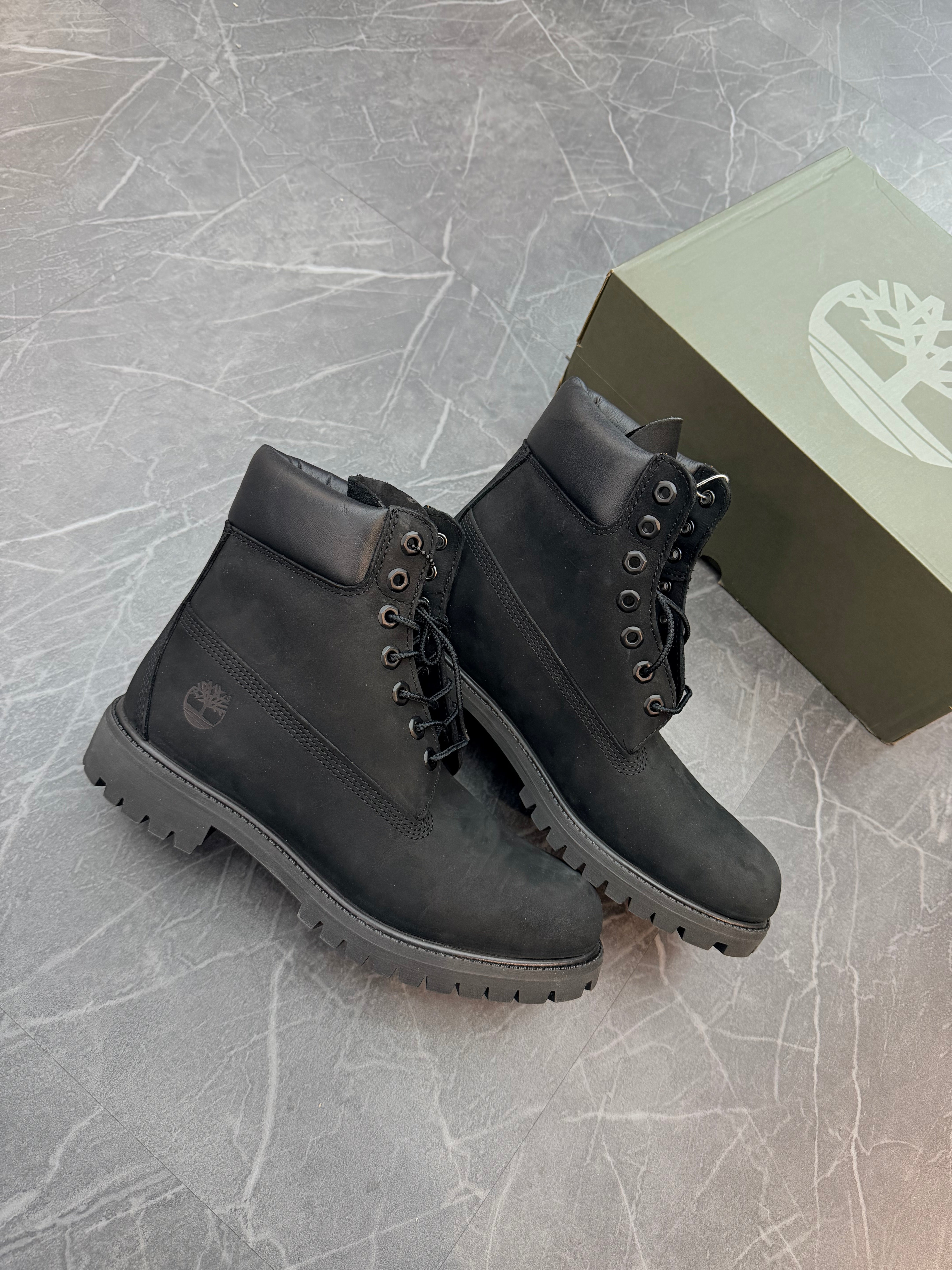 Timberland 6" Boot Black Nubuck Premium