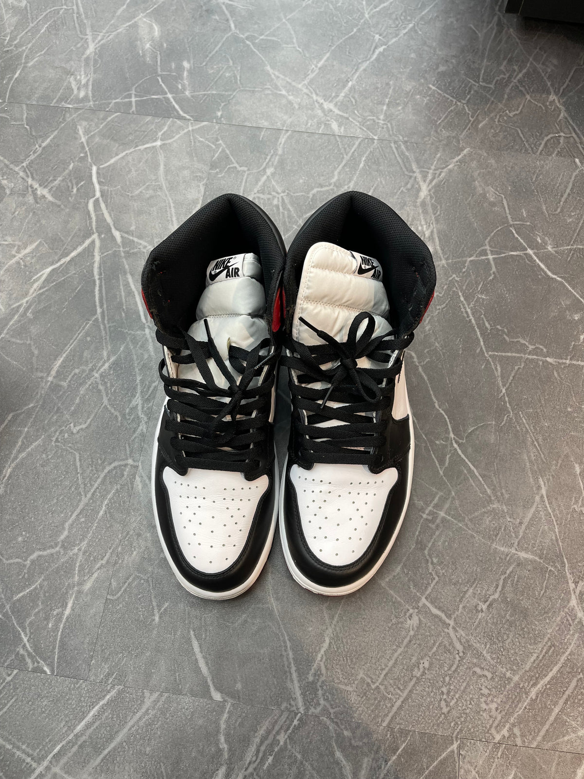 Jordan 1 High “Black Toe”