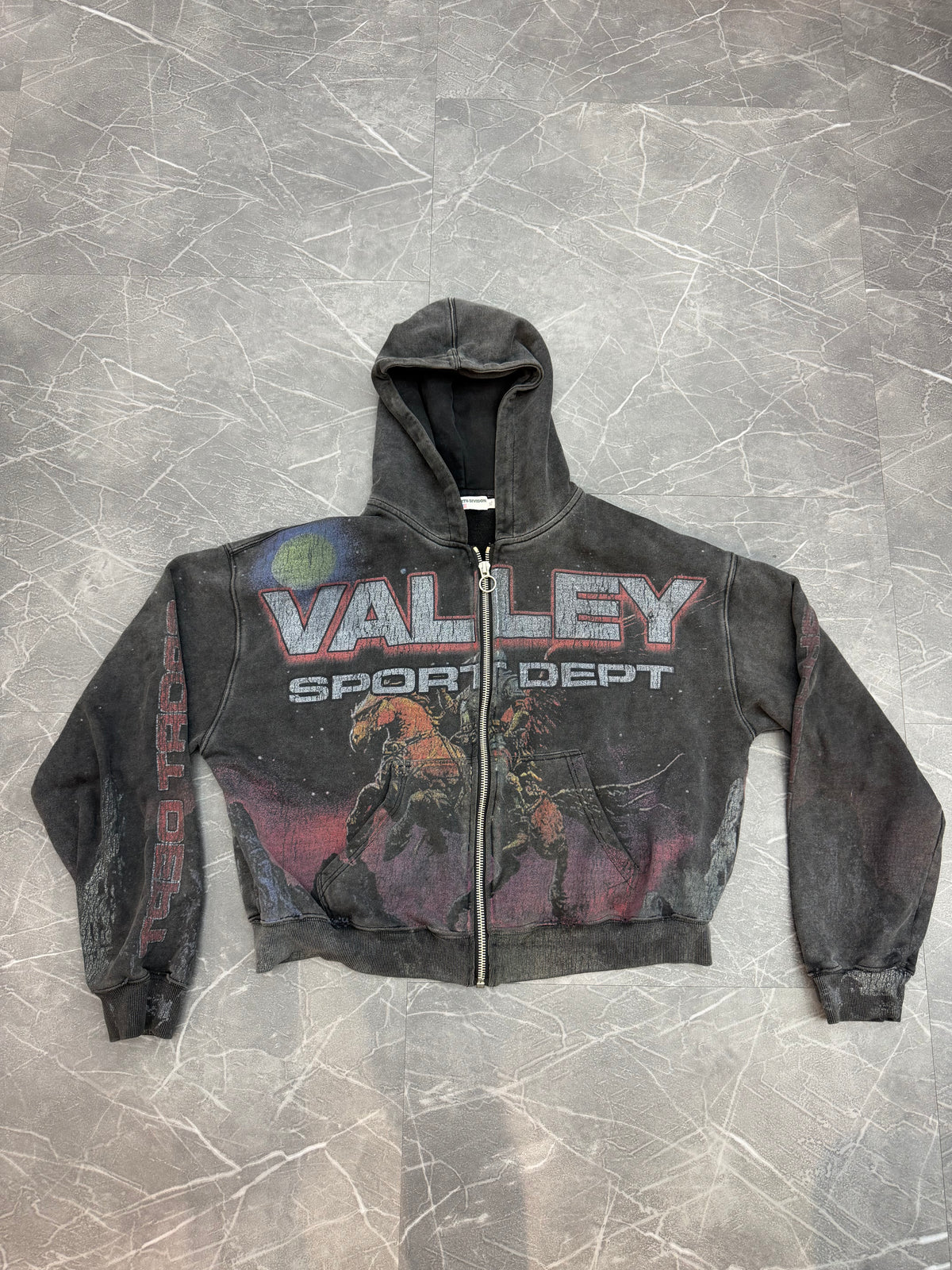 Vale Zip Up “Dark Rider”