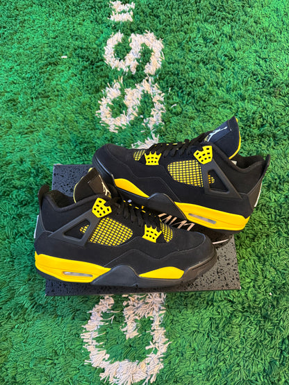 Jordan 4 “Thunder”