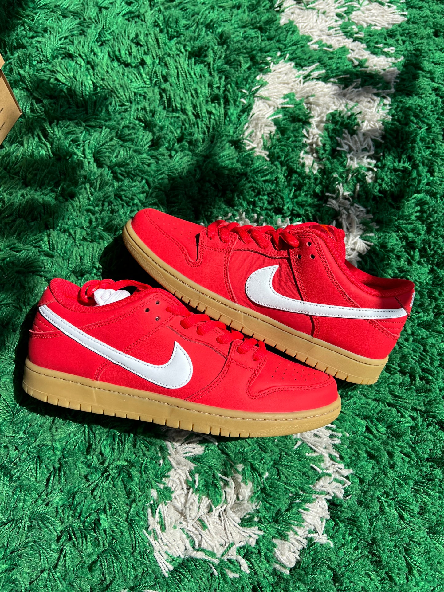 Nike Dunk Low SB “University Red Gum”