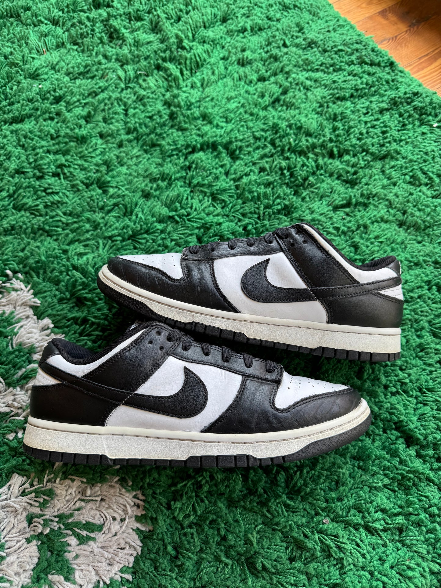 Nike Dunk Low “Panda”