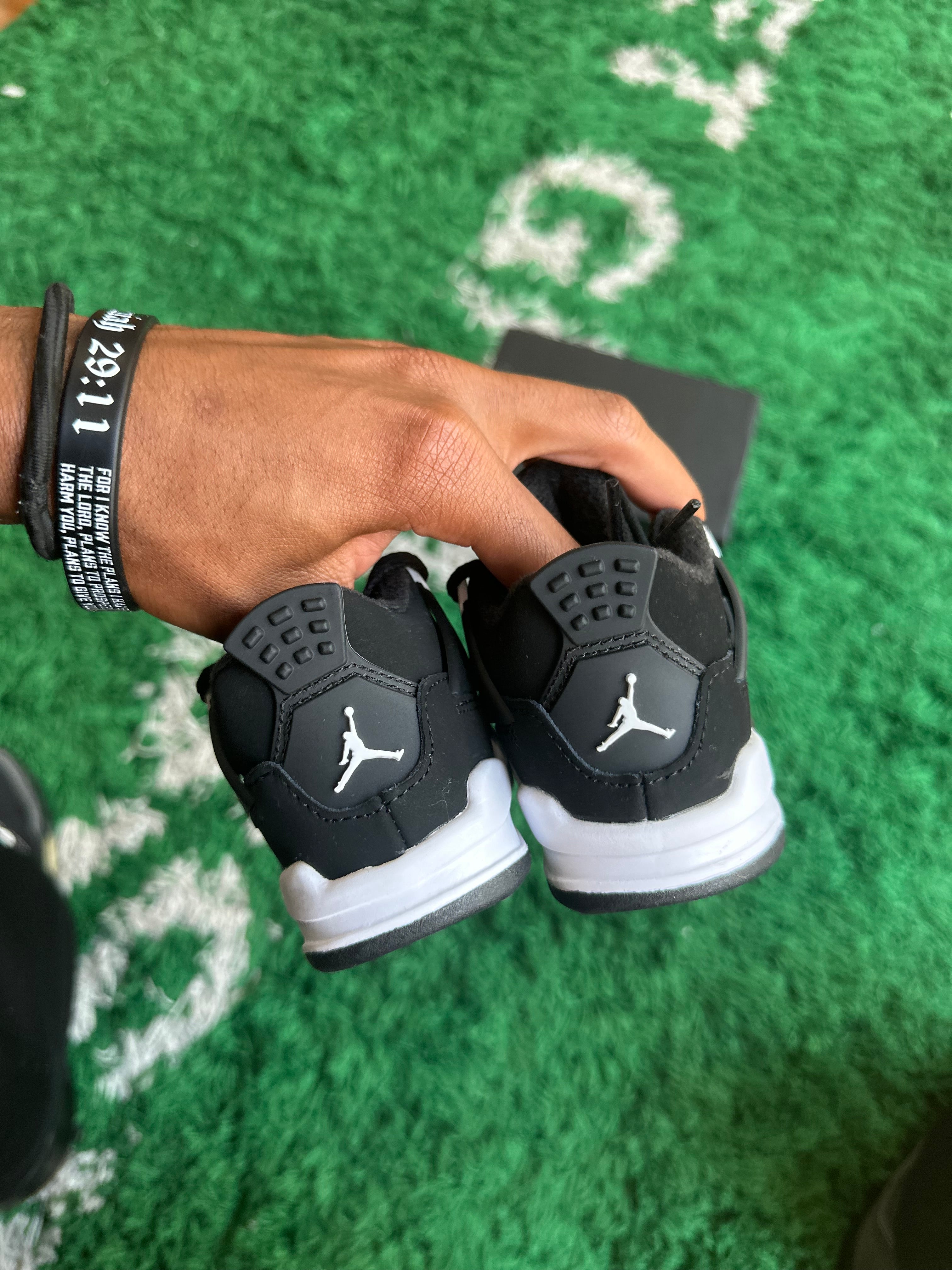 Jordan 4 “White Thunder” TD