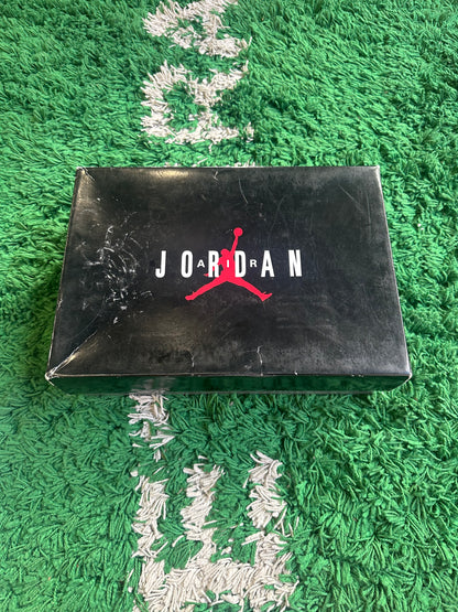 Jordan 11 “Legend Blue”