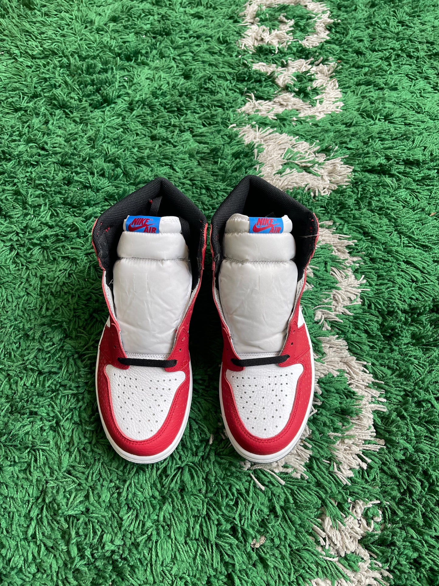 Jordan 1 High “Spider-Man Origin Story”