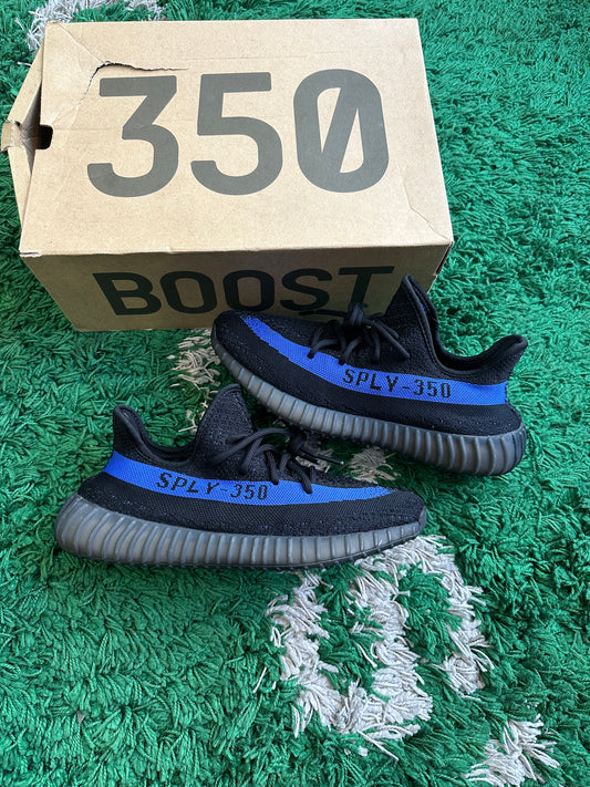 Yeezy 350 “Dazzling Blue”