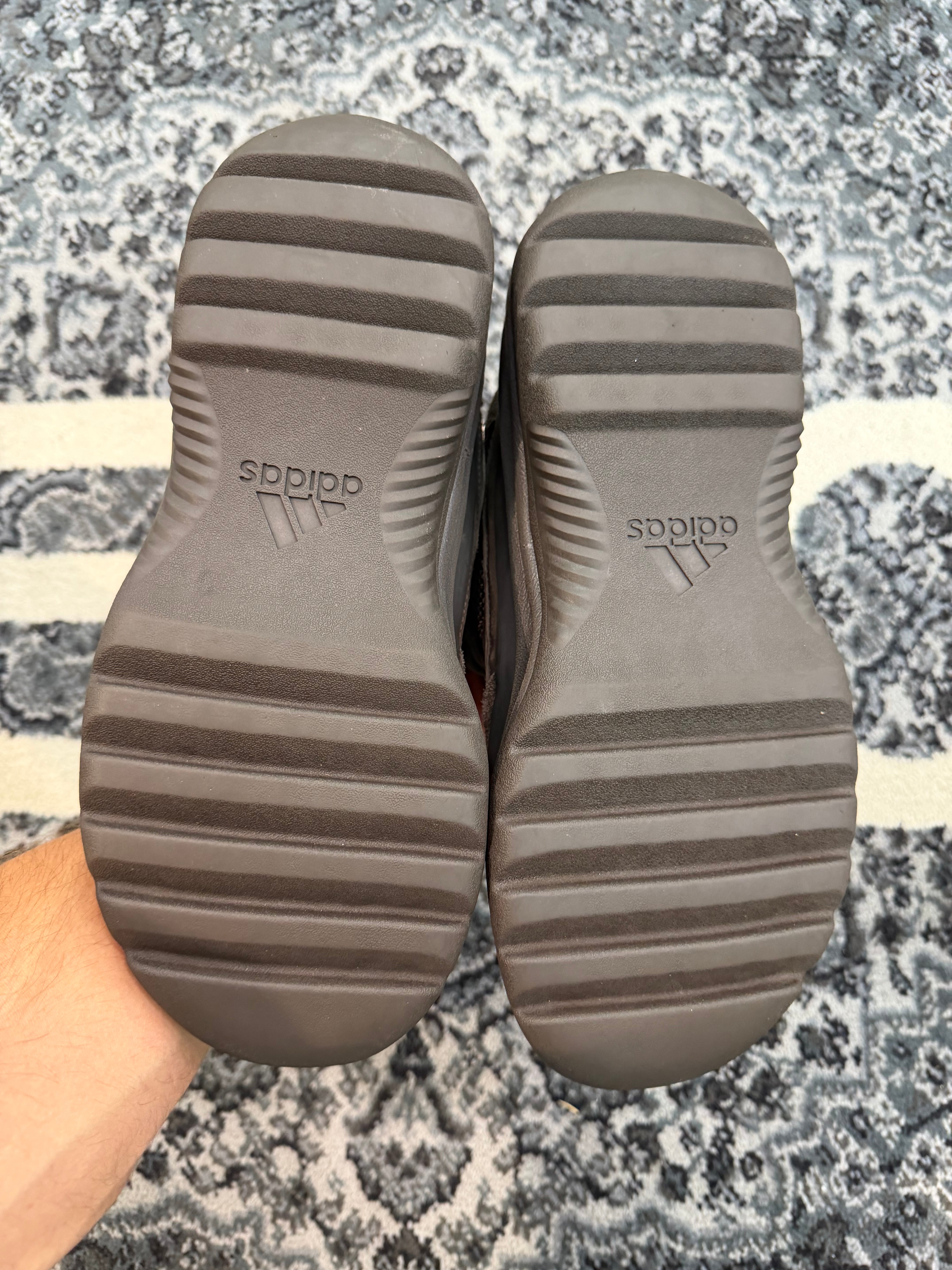 Yeezy Desert Boot “Oil”