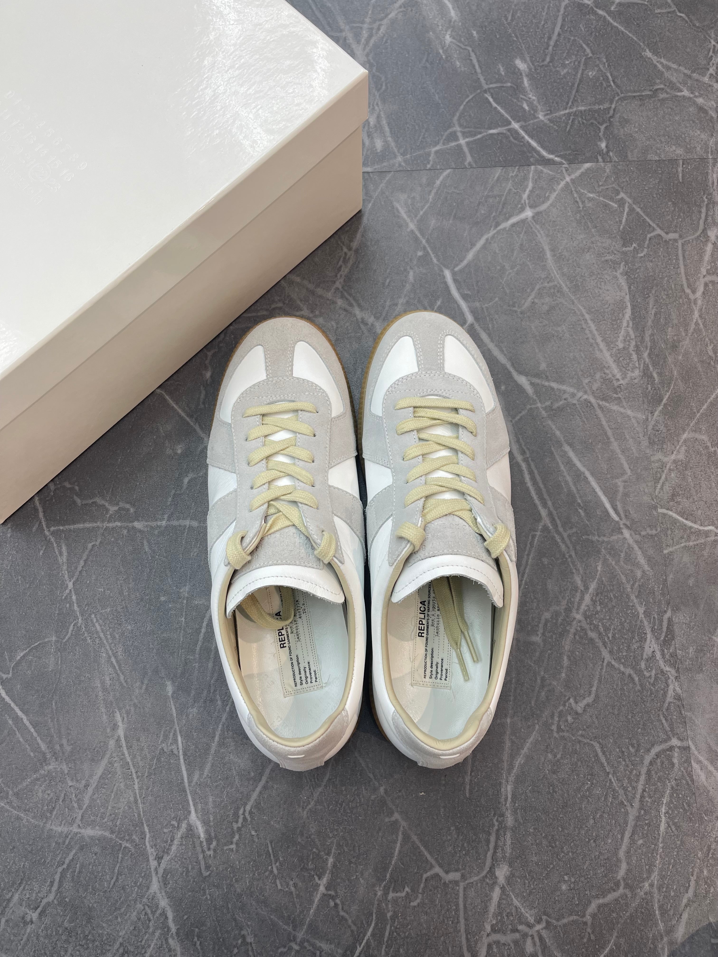 Maison Margiela Gats “White”
