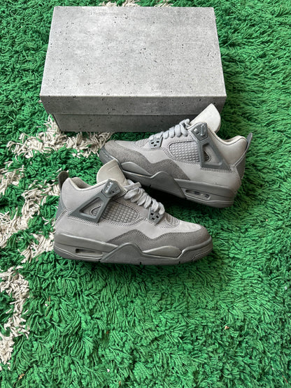 Jordan 4 “Wet Cement”