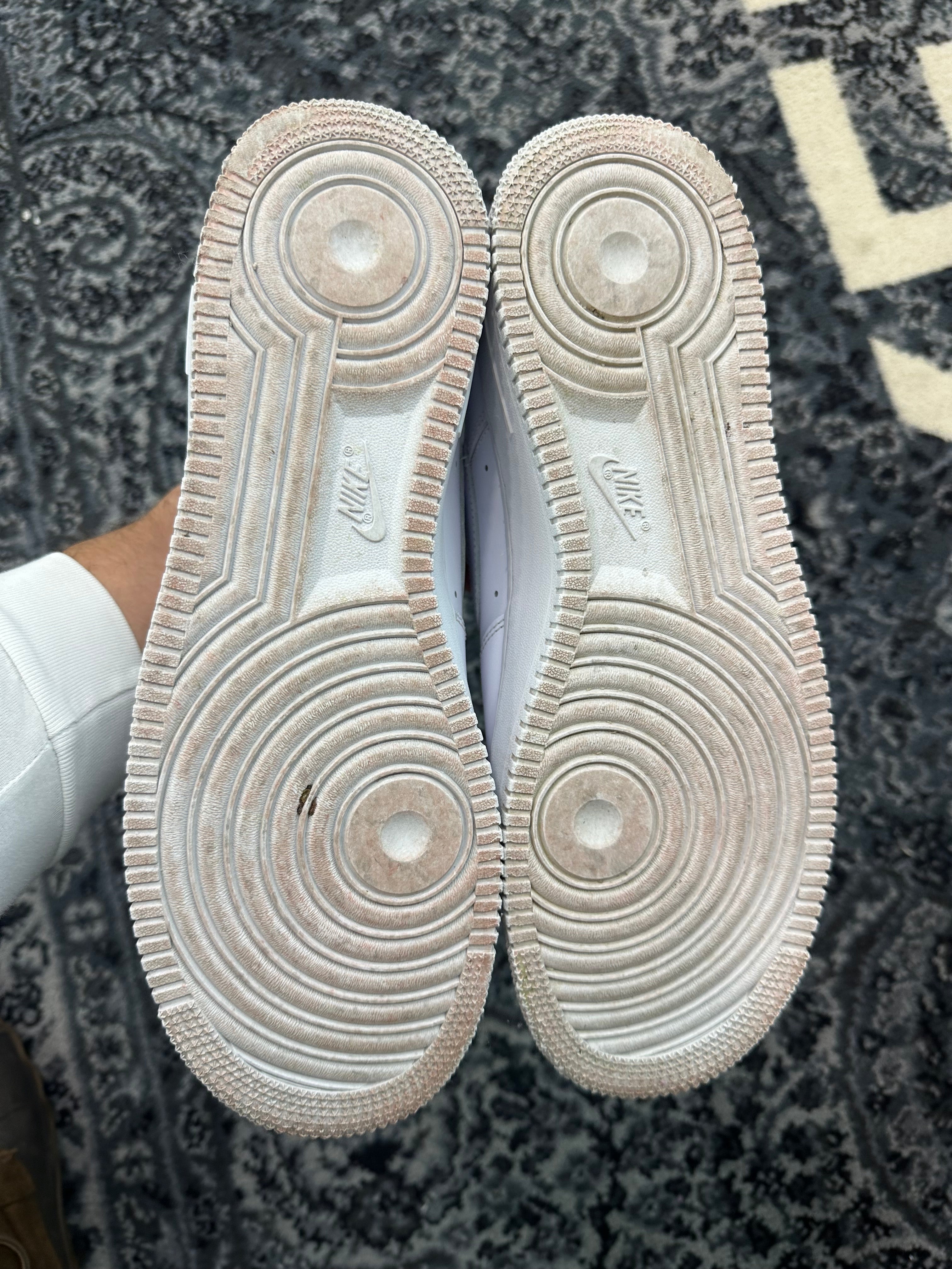 Nike Air Force 1 Low Supreme “White”