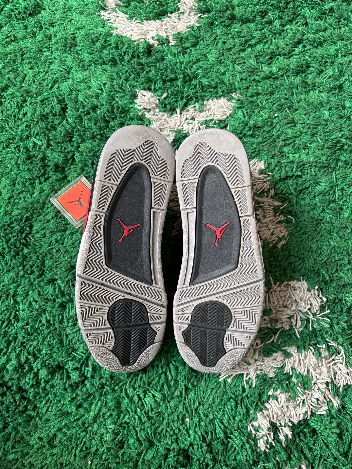 Jordan 4 “Toro Bravo”