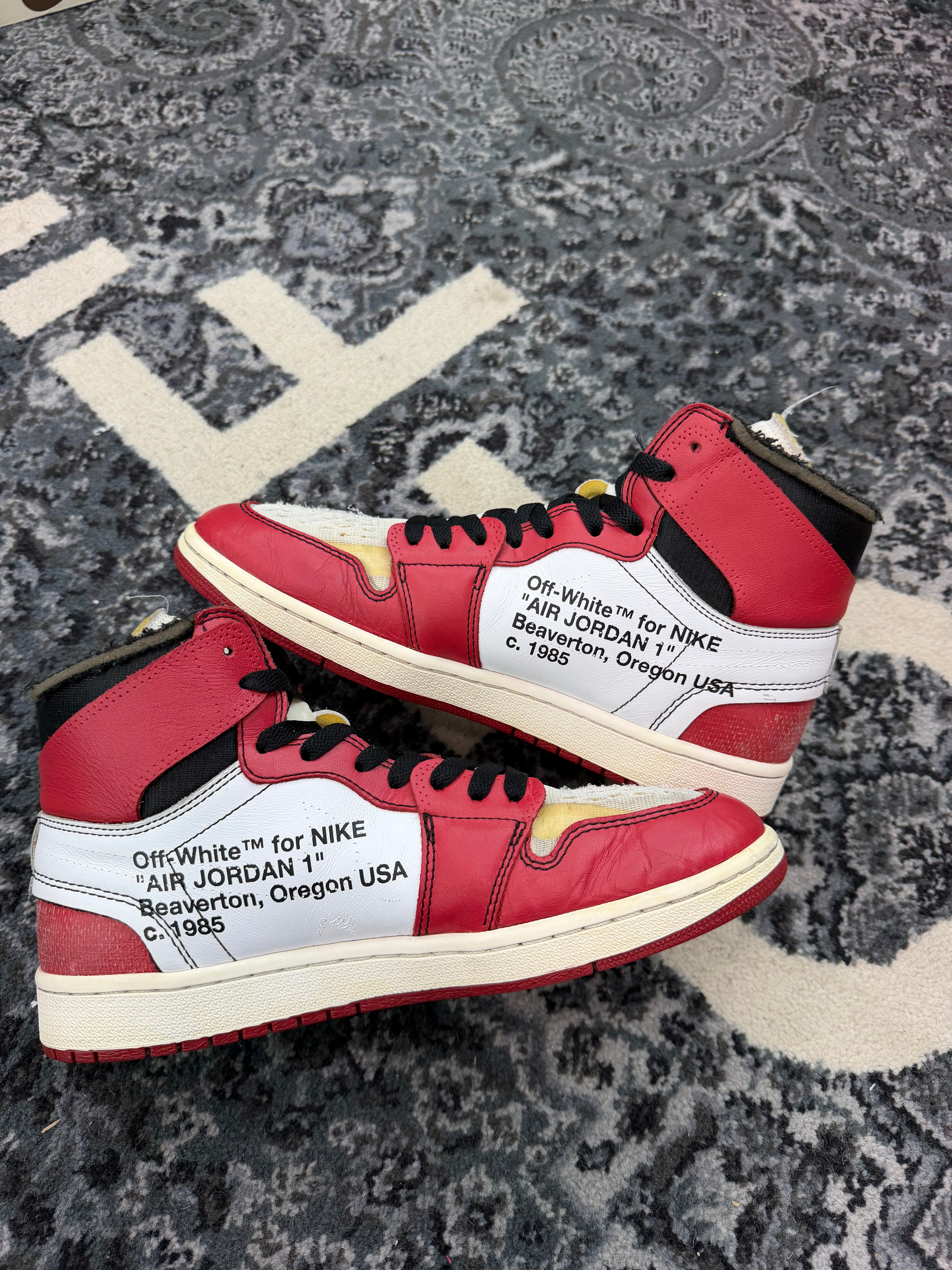Jordan 1 High x Off White “Chicago”