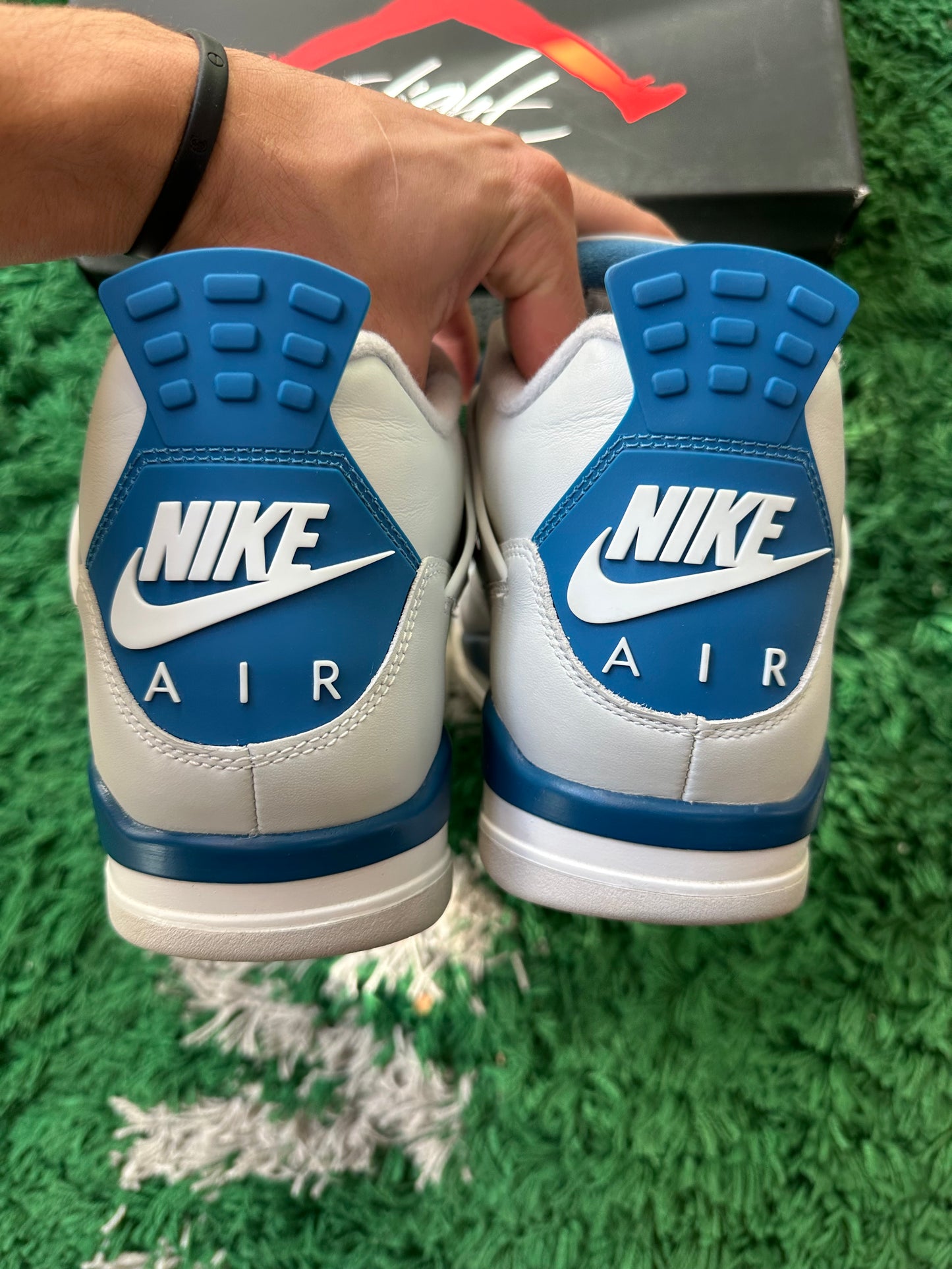 Jordan 4 “Military Blue”