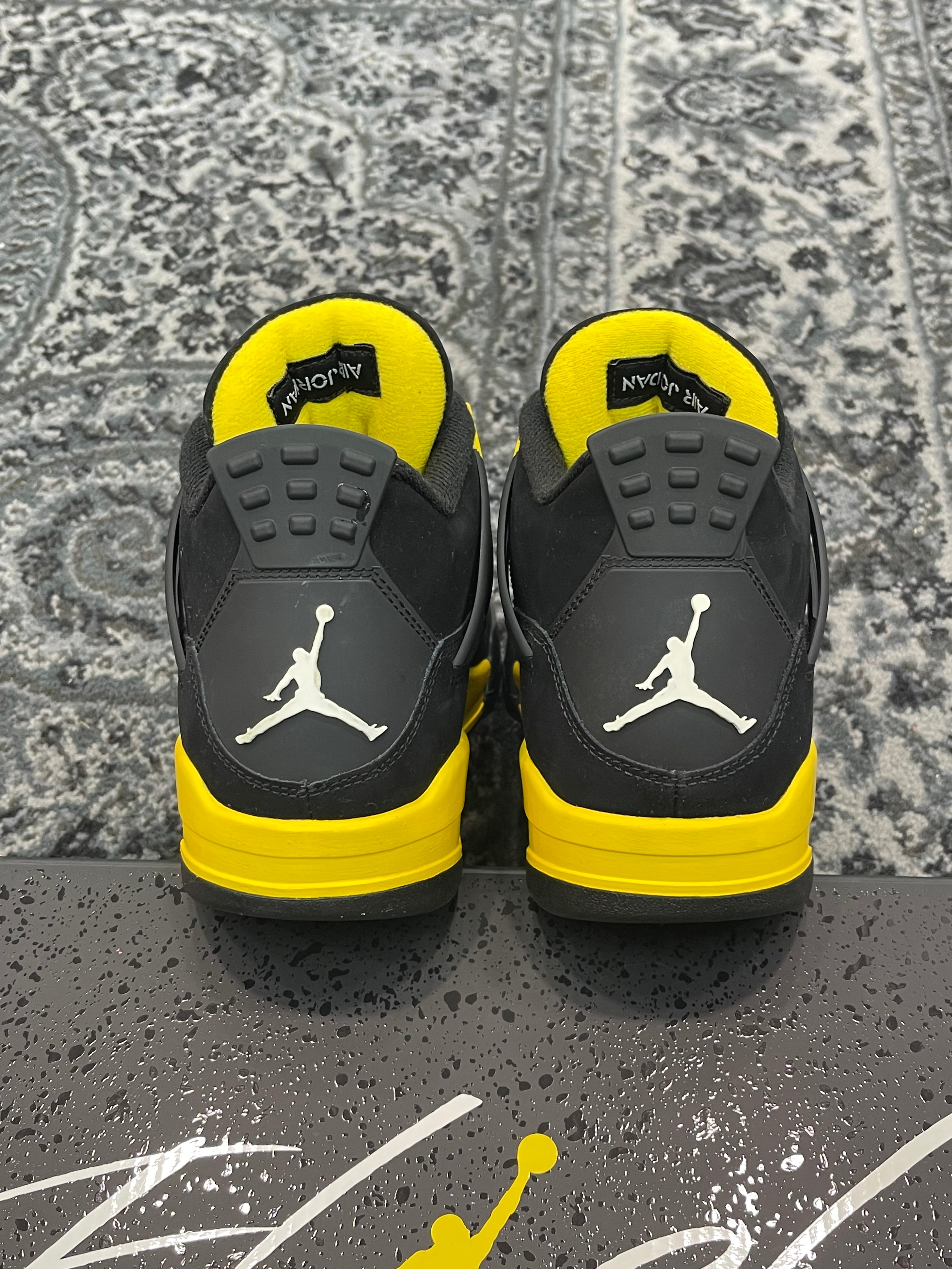 Jordan 4 “Thunder”