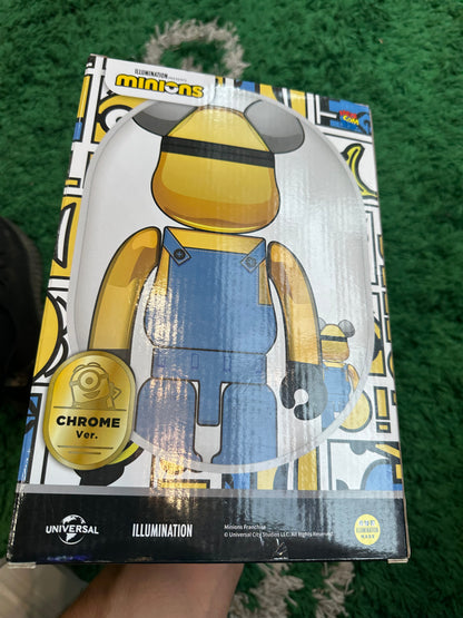 Bearbrick 100% And 400% “Dave The Minion”