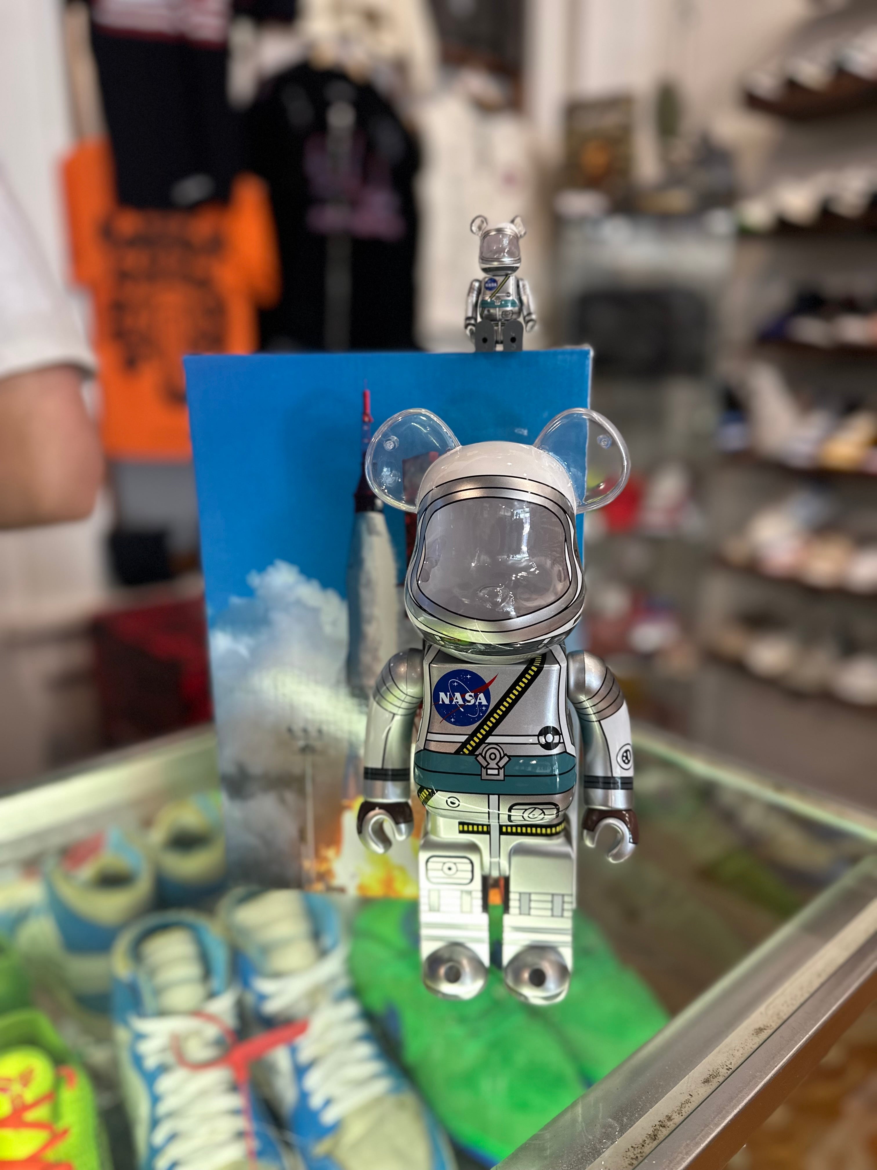 BearBrick 400% & 100% Set “NASA”
