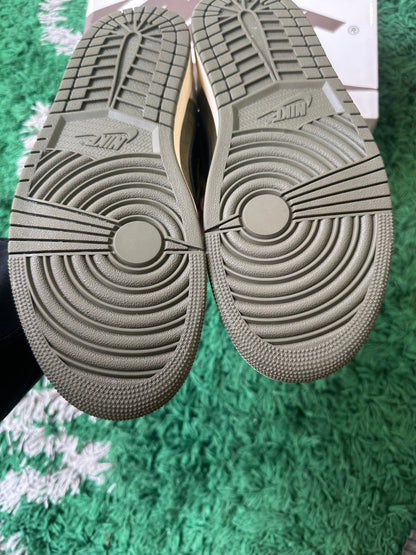 Jordan 1 Low Travis Scott “Medium Olive”