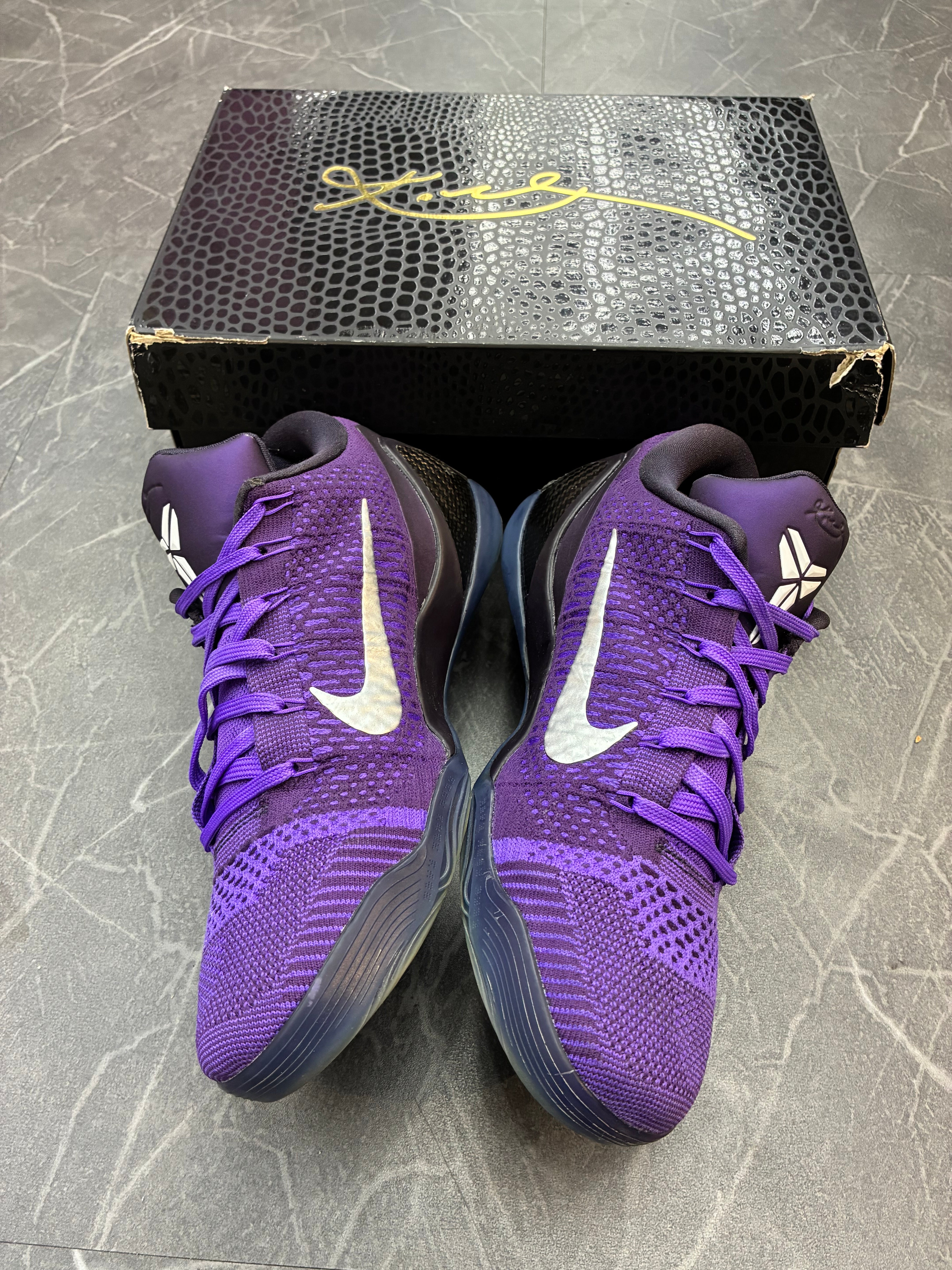 Nike Kobe Protro “Michael Jackson Moonwalker”
